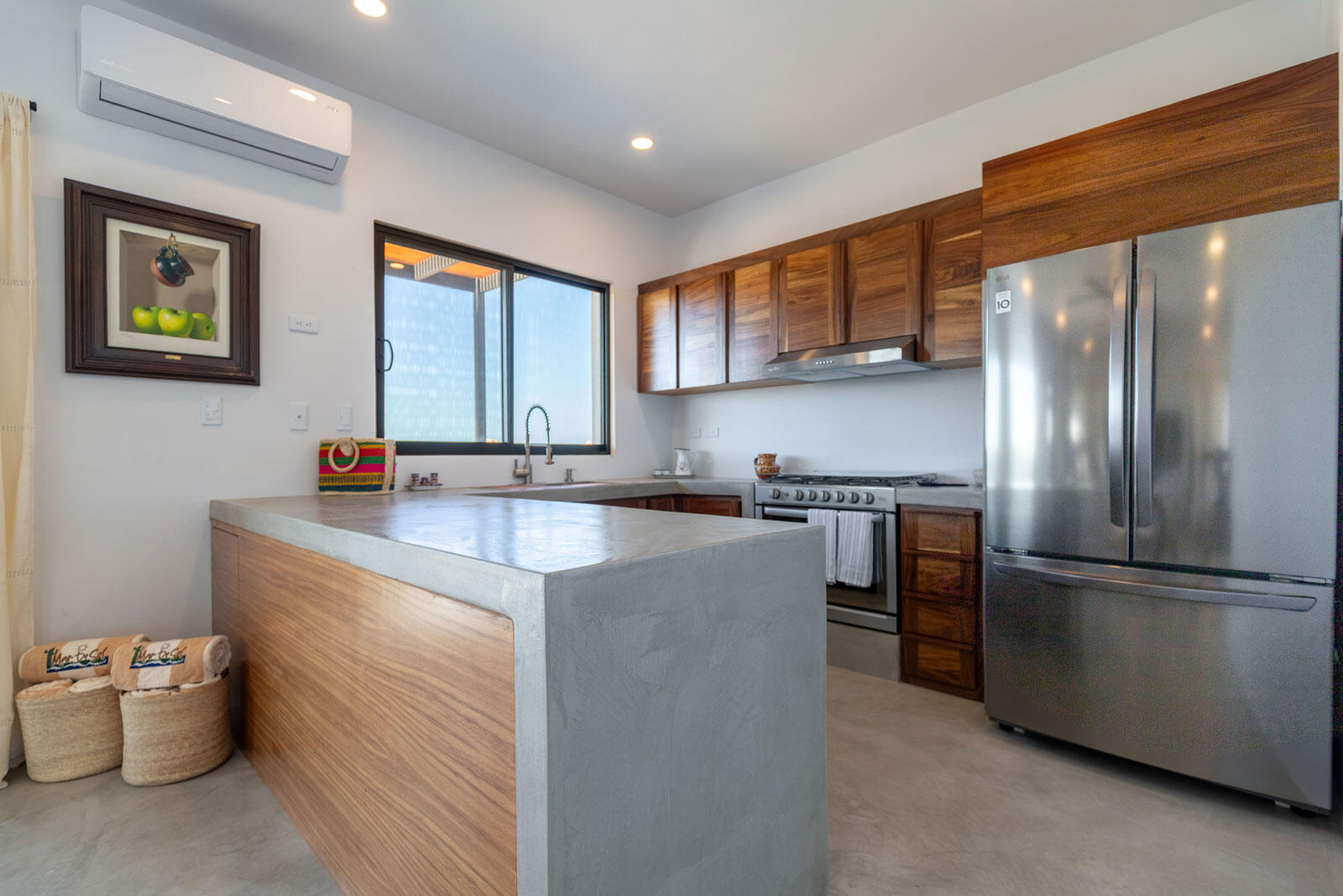 MLS #23-3999 image #12