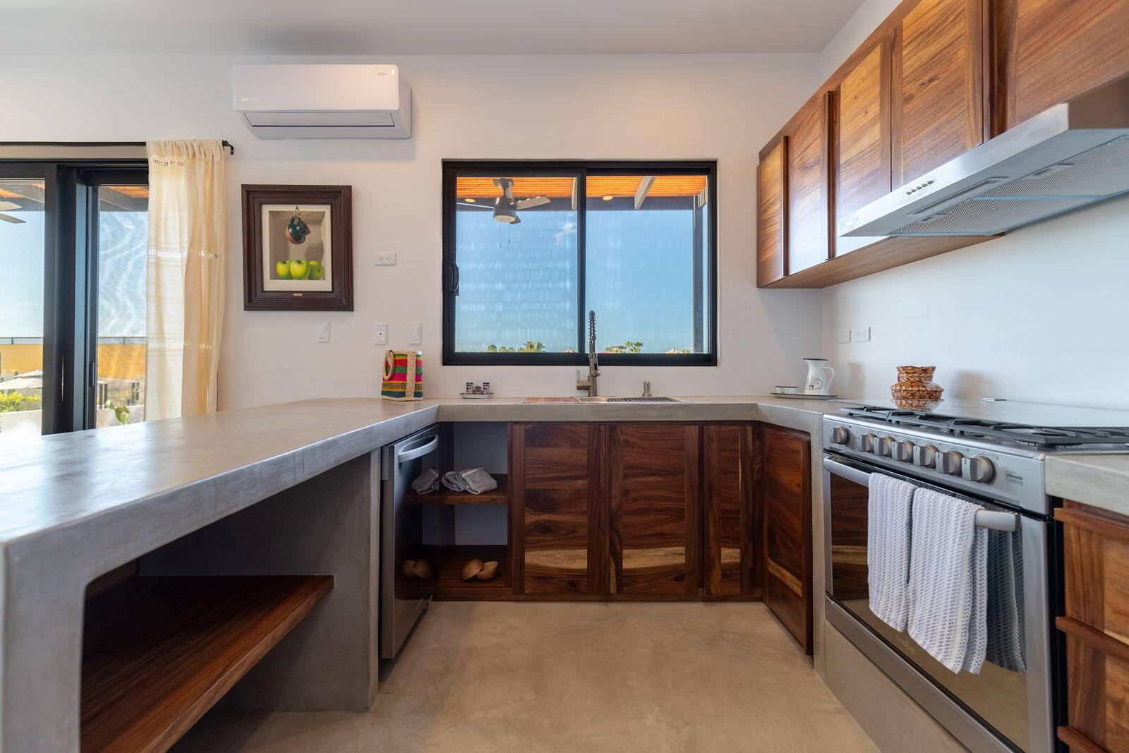 MLS #23-3999 image #13