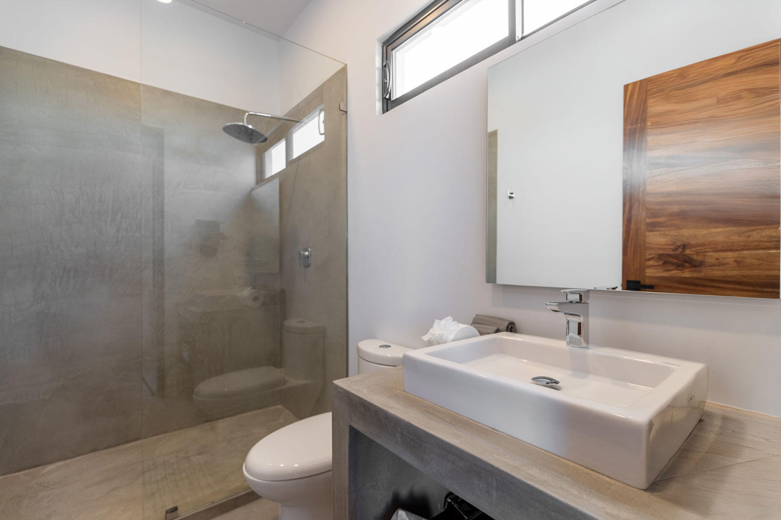 MLS #23-3999 image #18