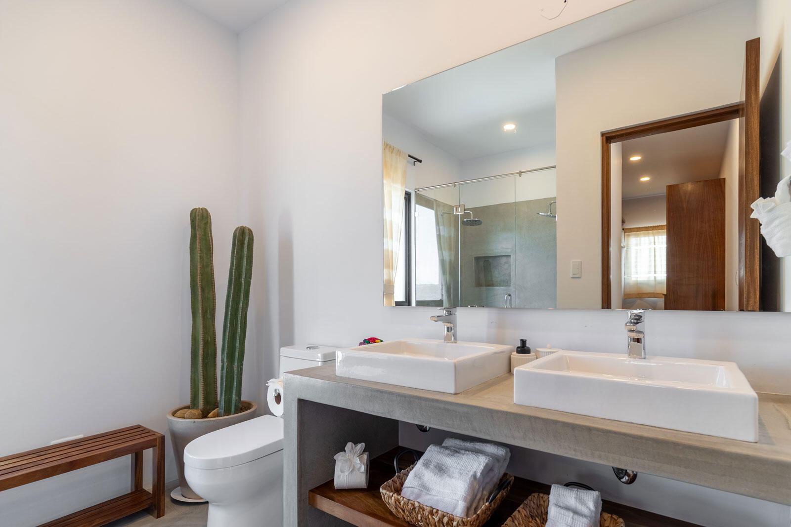 MLS #23-3999 image #22