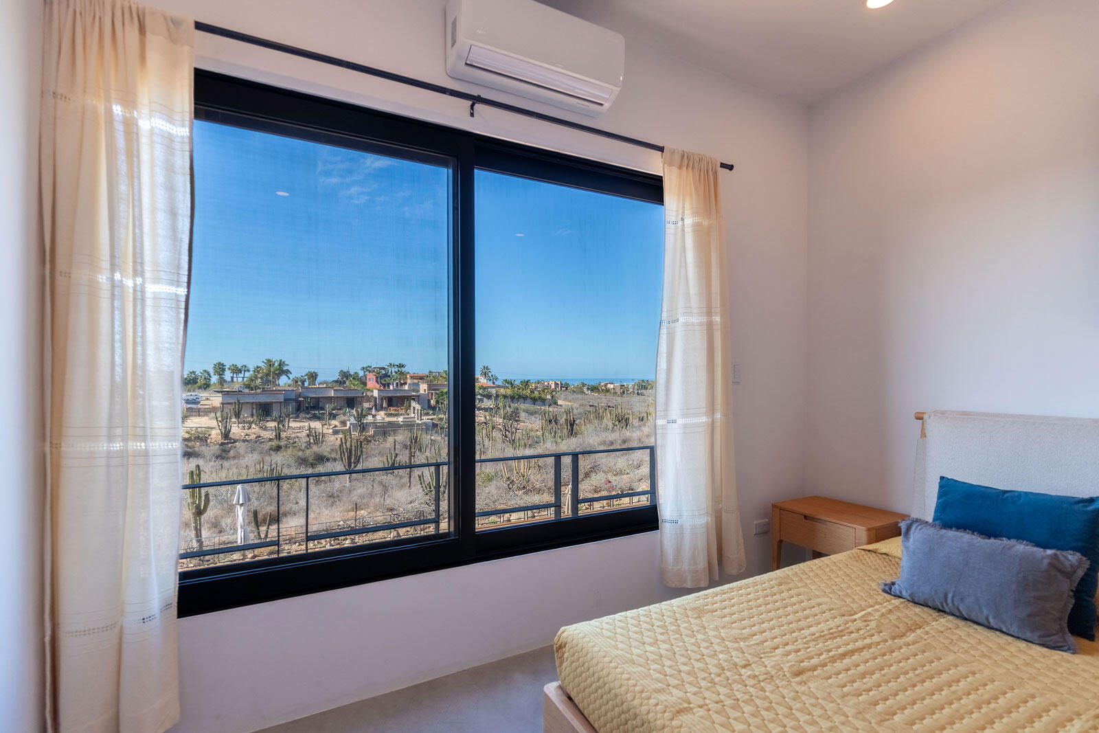 MLS #23-3999 image #23