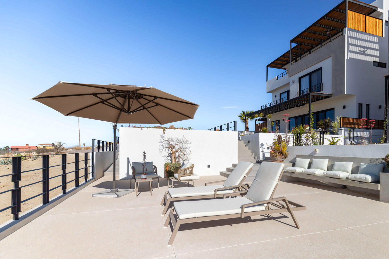 MLS #23-3999 image #37