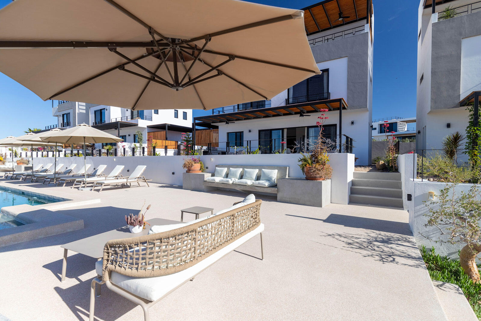 MLS #23-3999 image #38