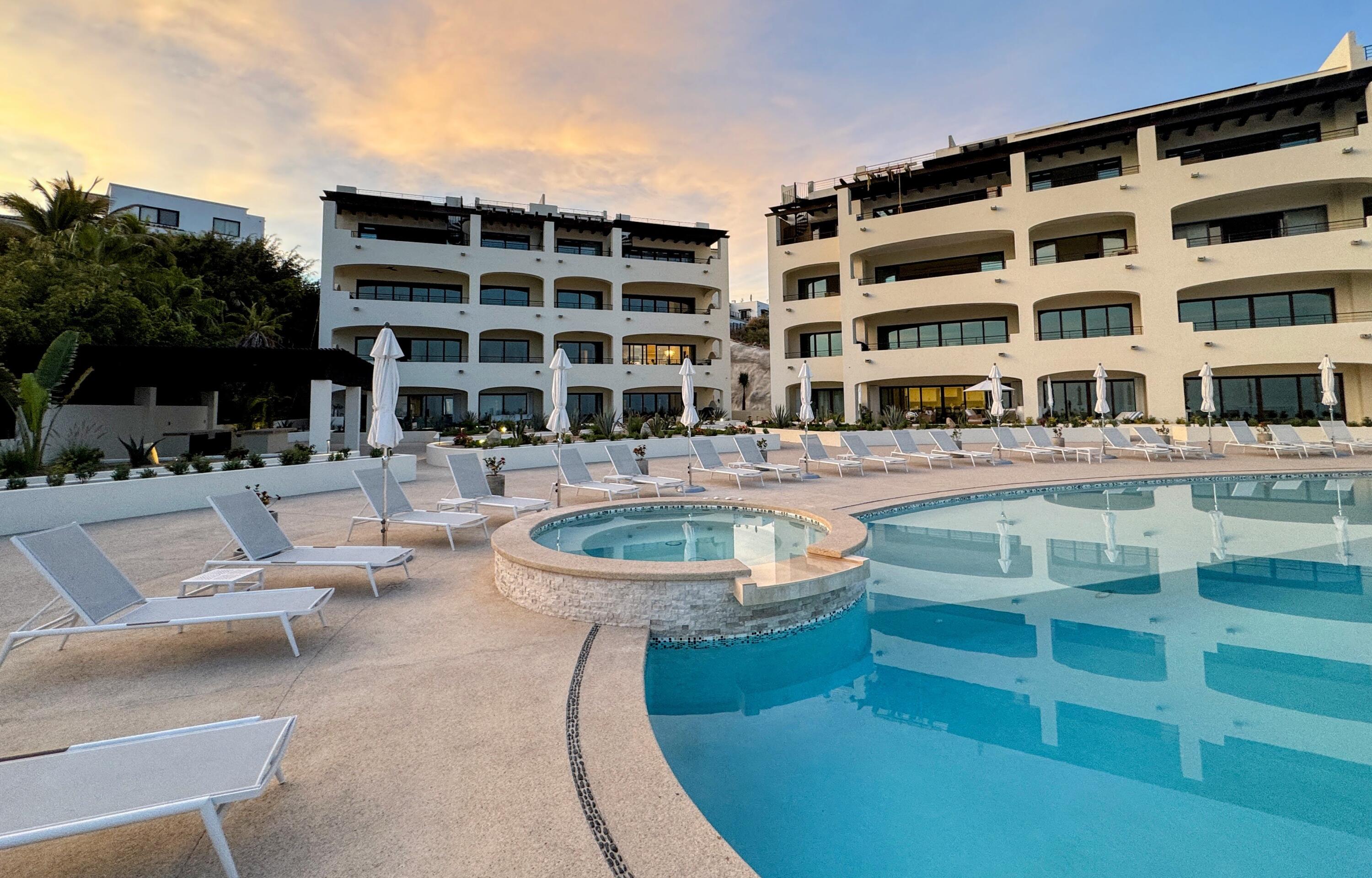 MLS #25-586 image #0