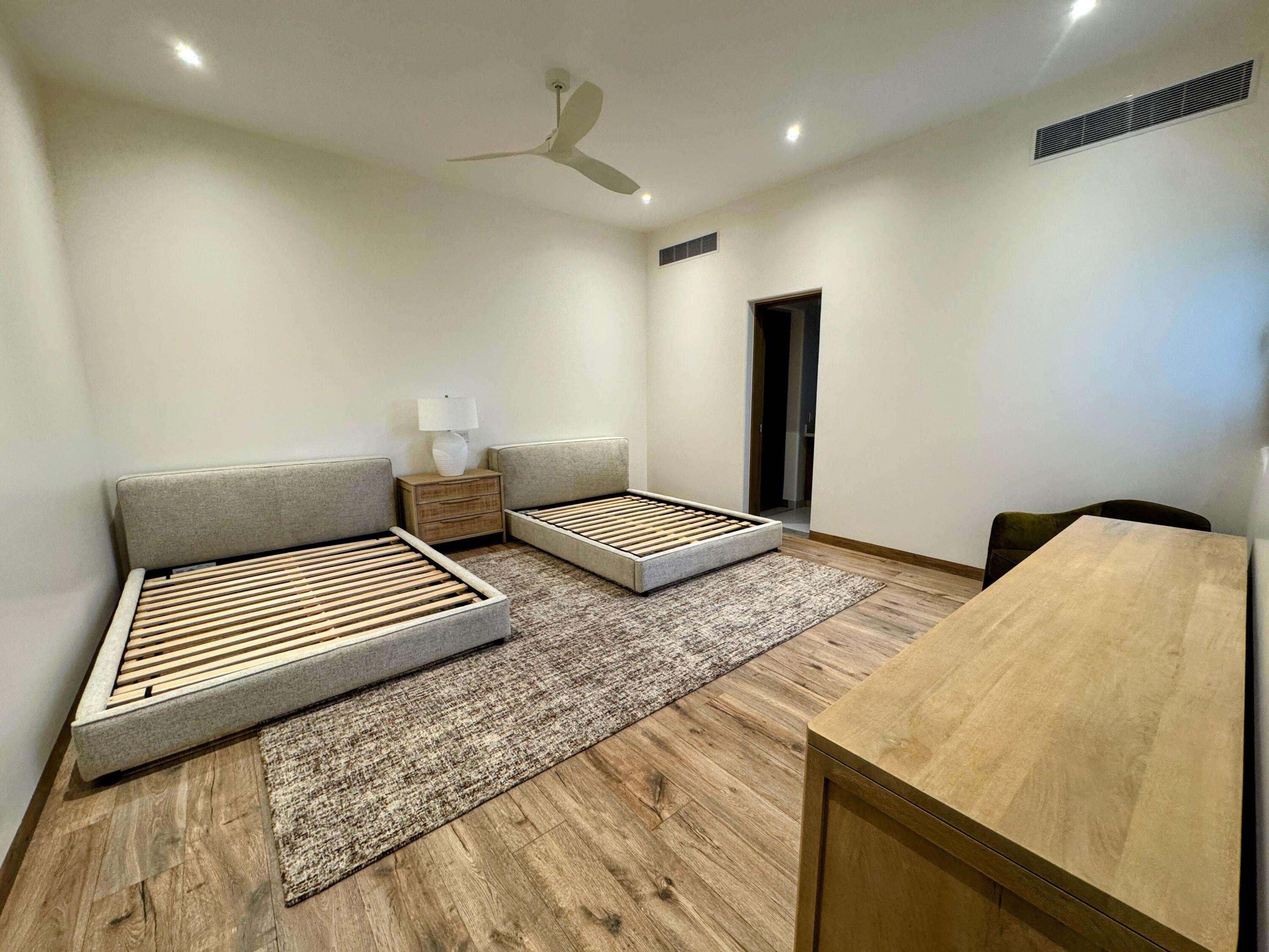 MLS #25-586 image #17