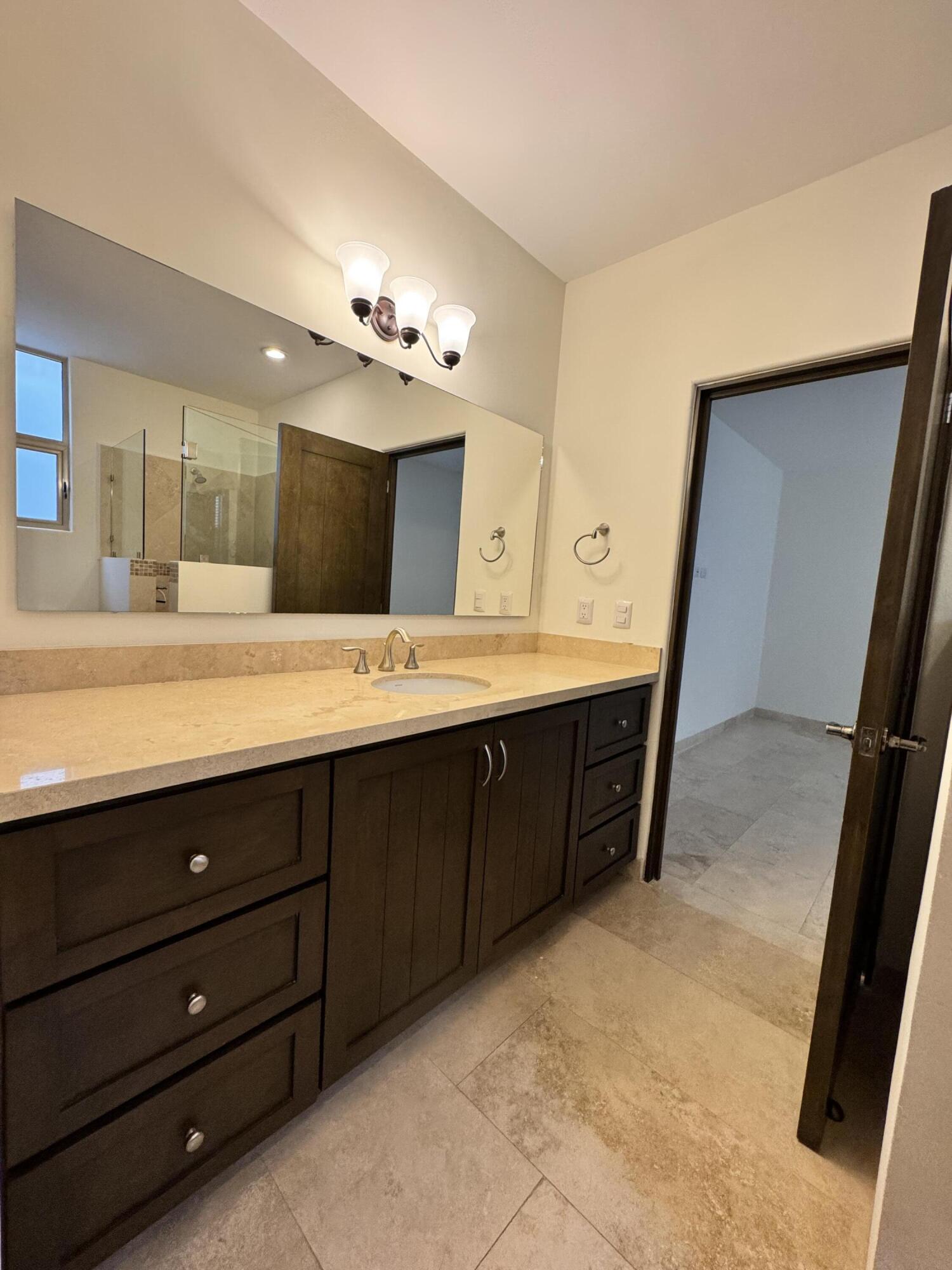 MLS #25-590 image #18