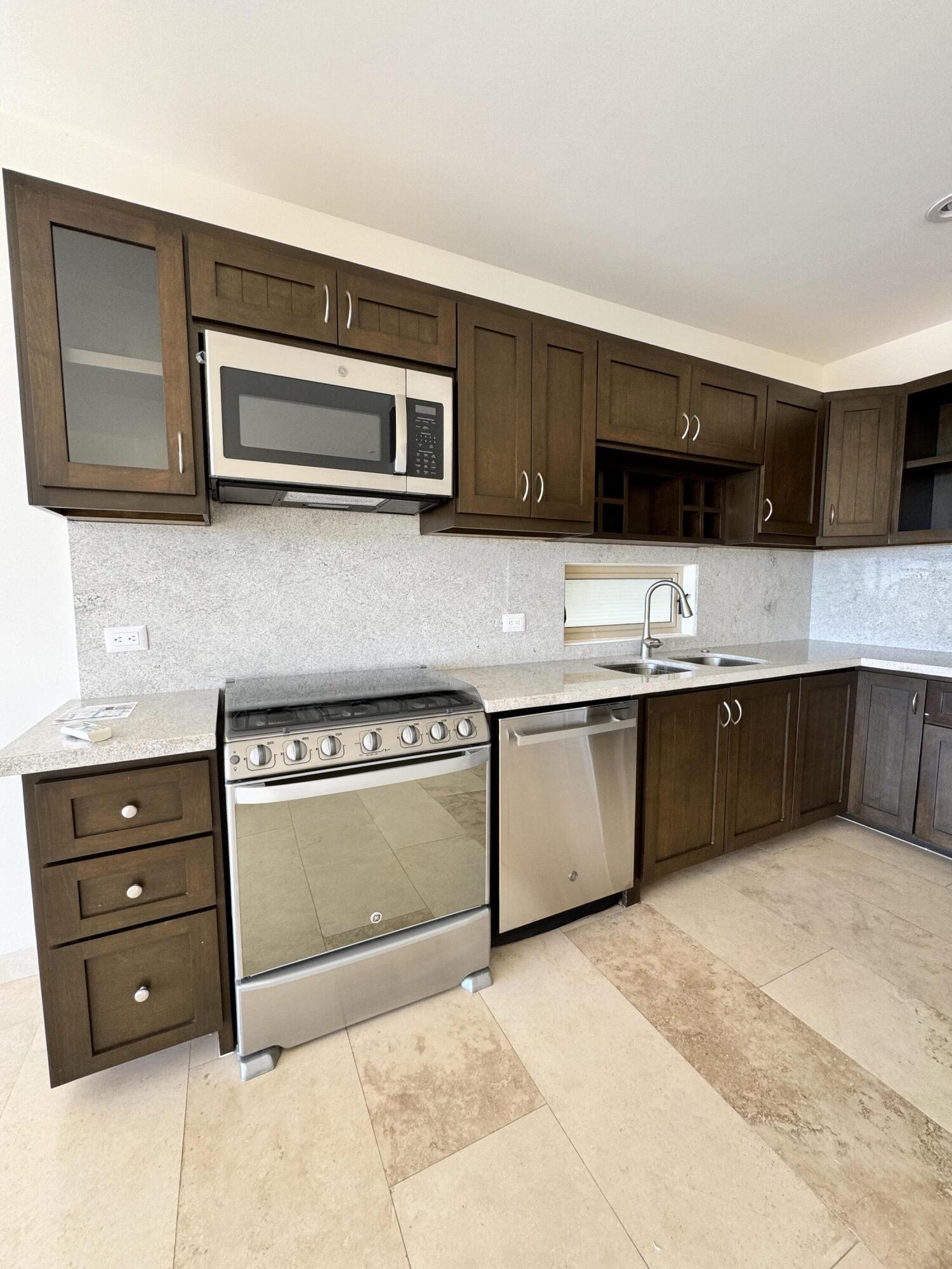 MLS #25-590 image #20