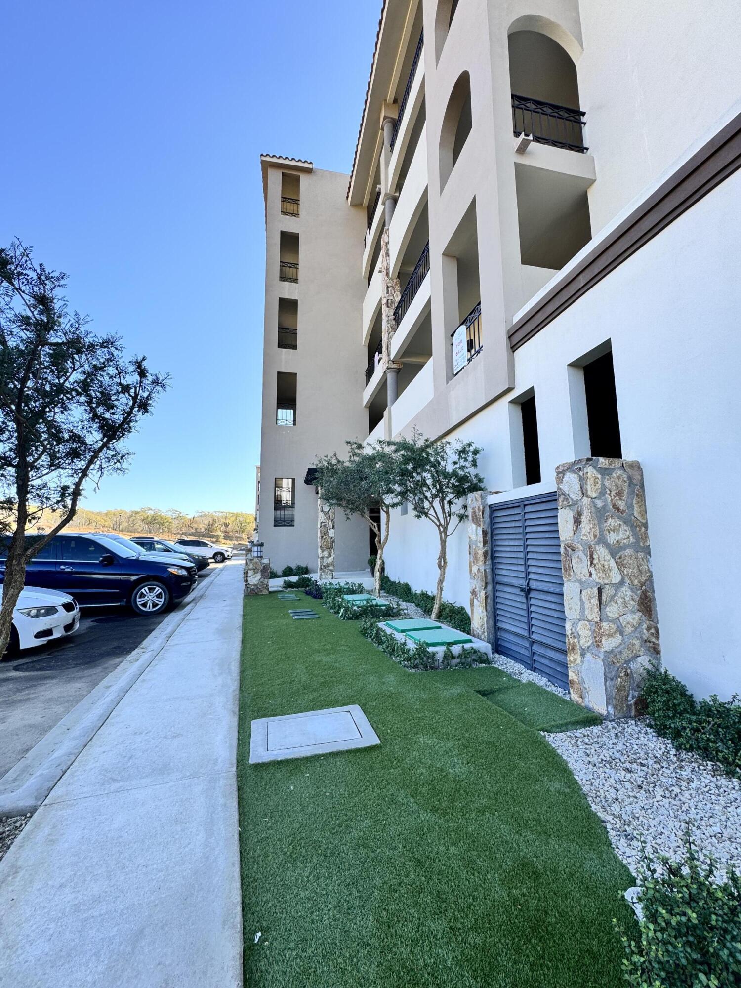 MLS #25-590 image #37