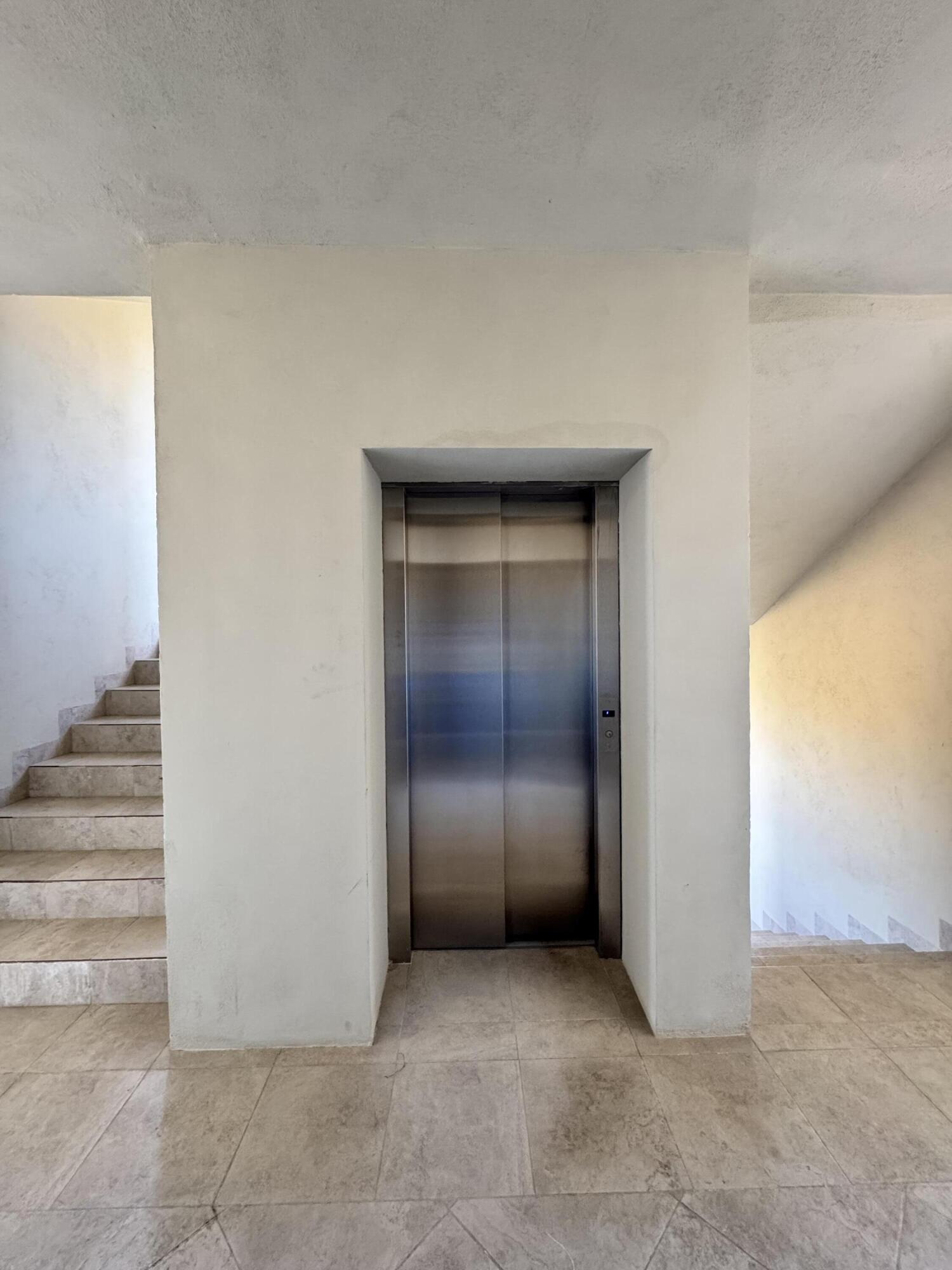 MLS #25-590 image #56