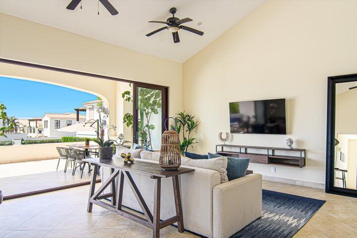 MLS #25-603 image #38