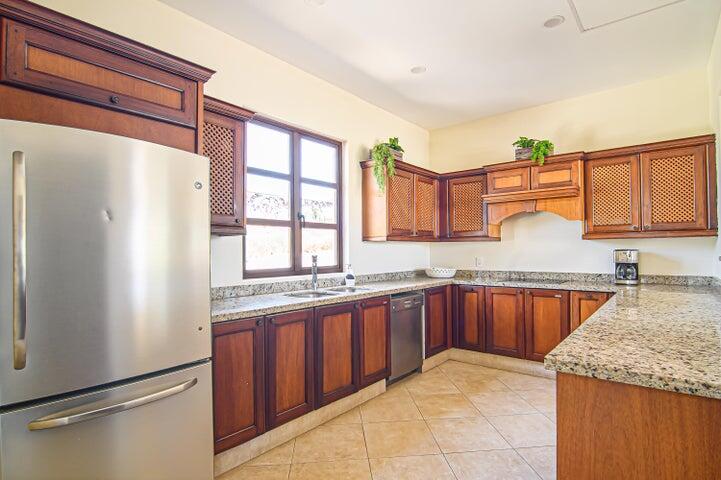 MLS #25-603 image #40