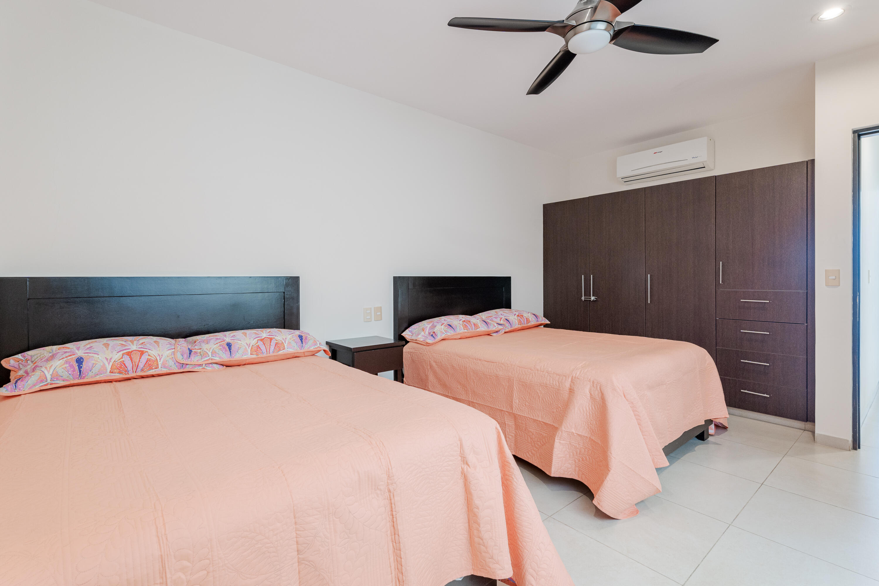 MLS #25-609 image #24