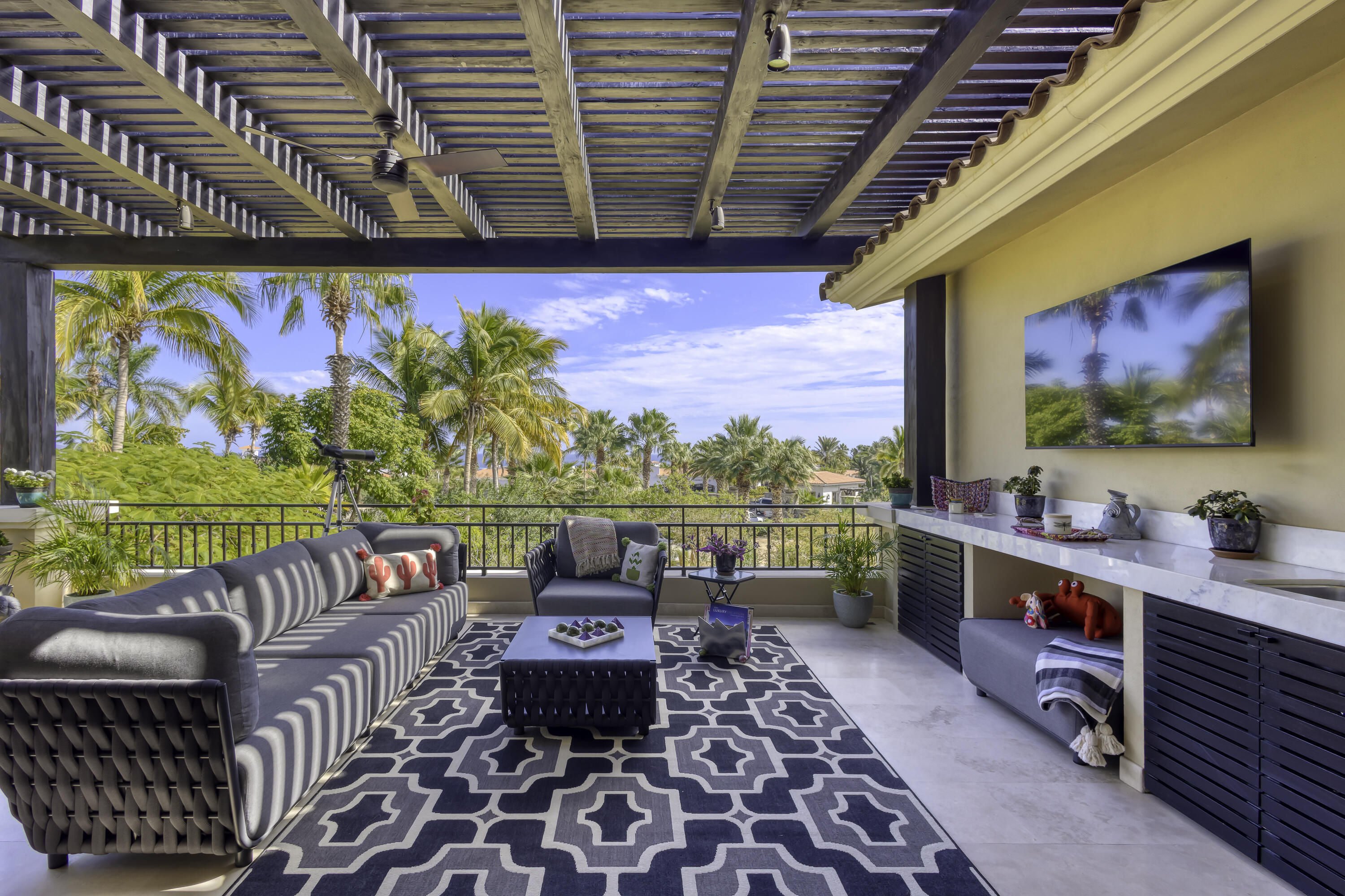 MLS #25-625 image #13