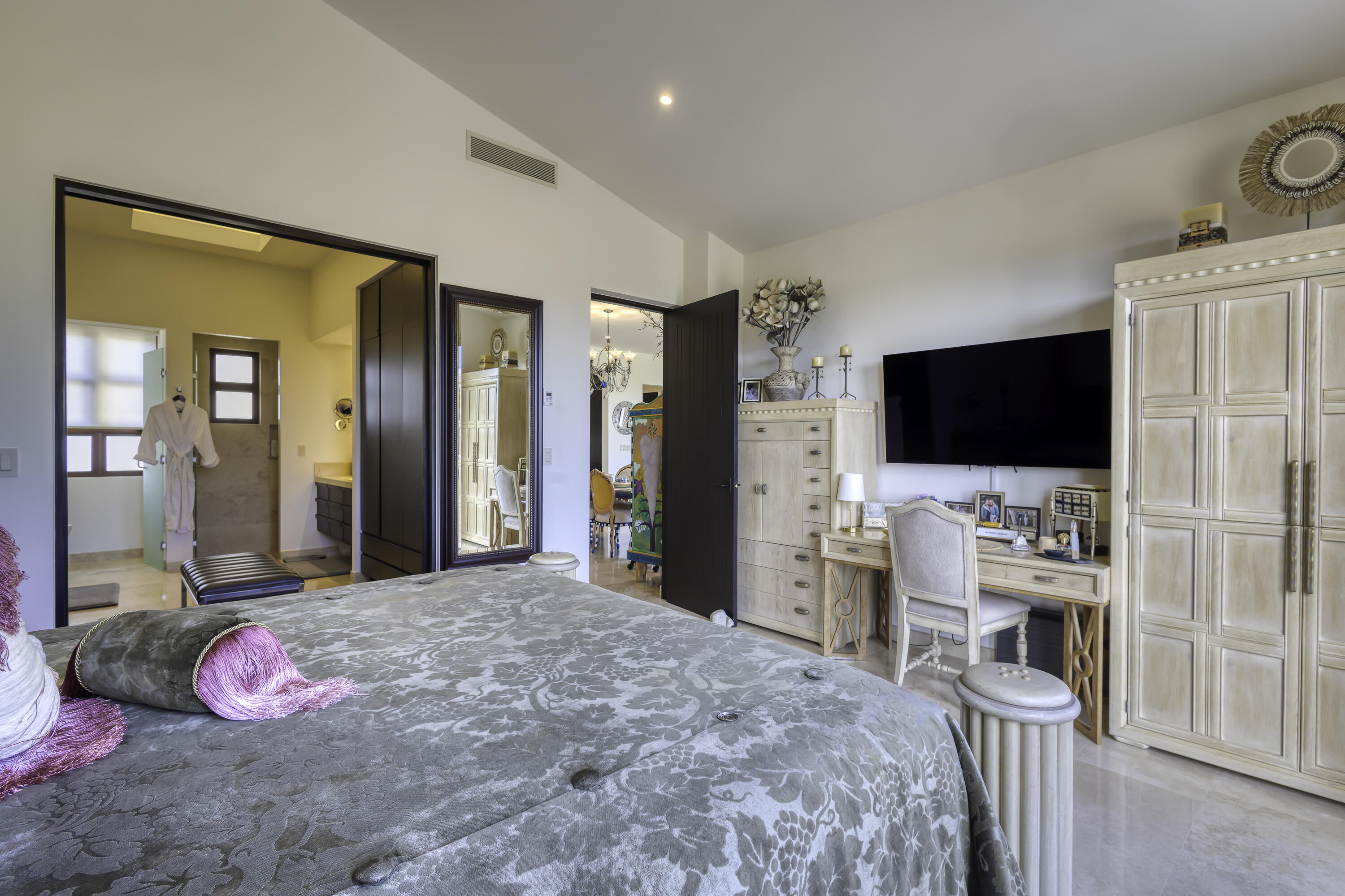 MLS #25-625 image #17