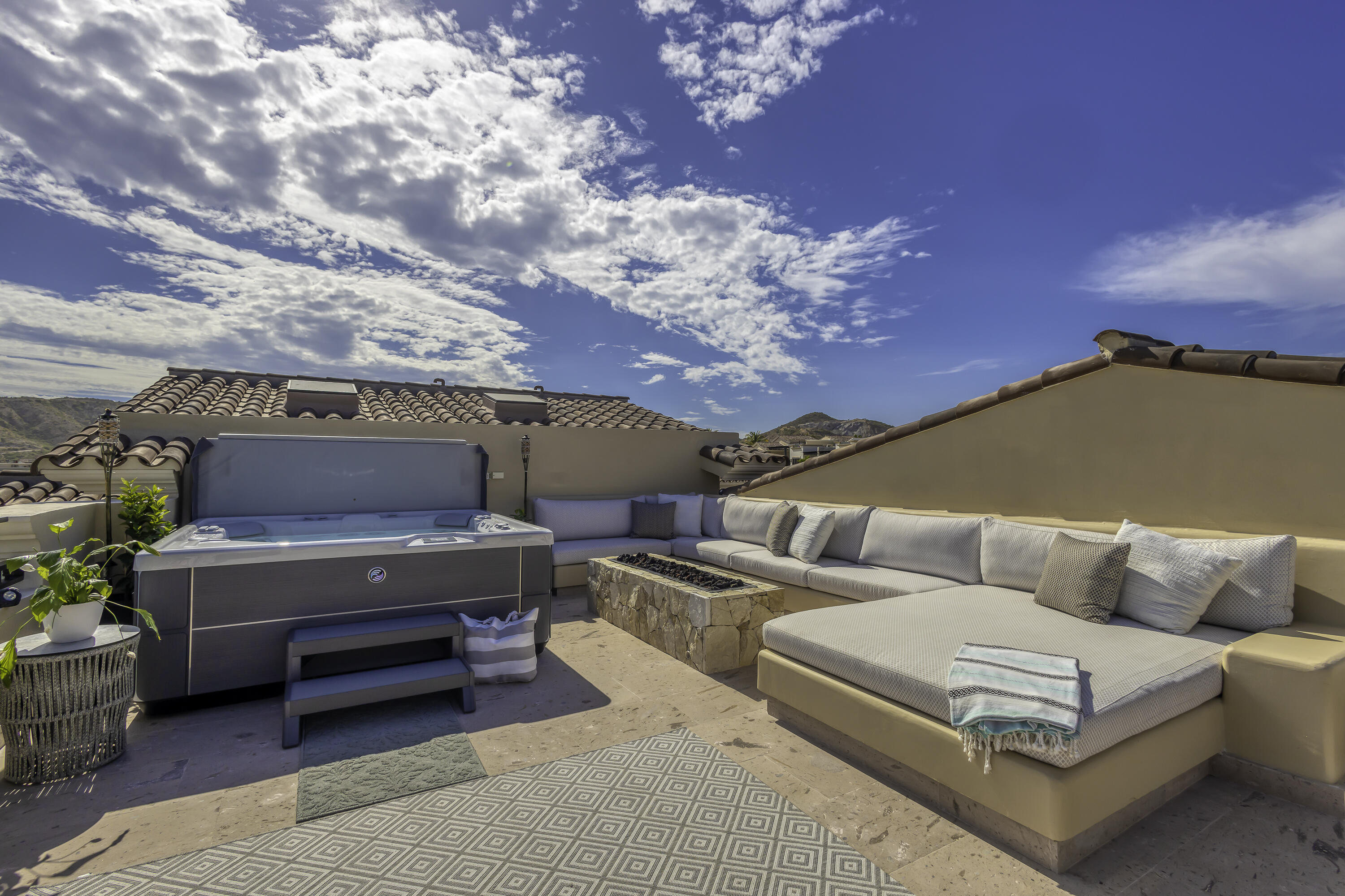 MLS #25-625 image #28