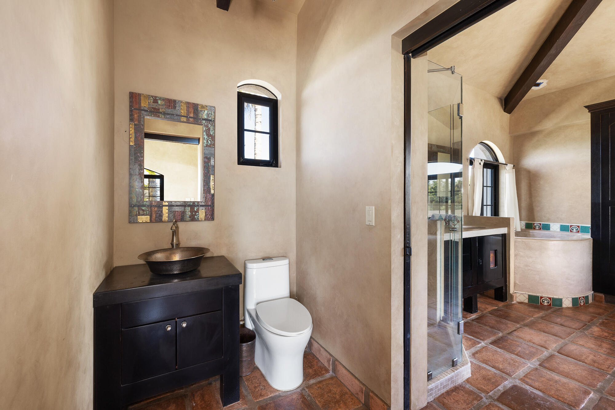 MLS #25-66 image #38