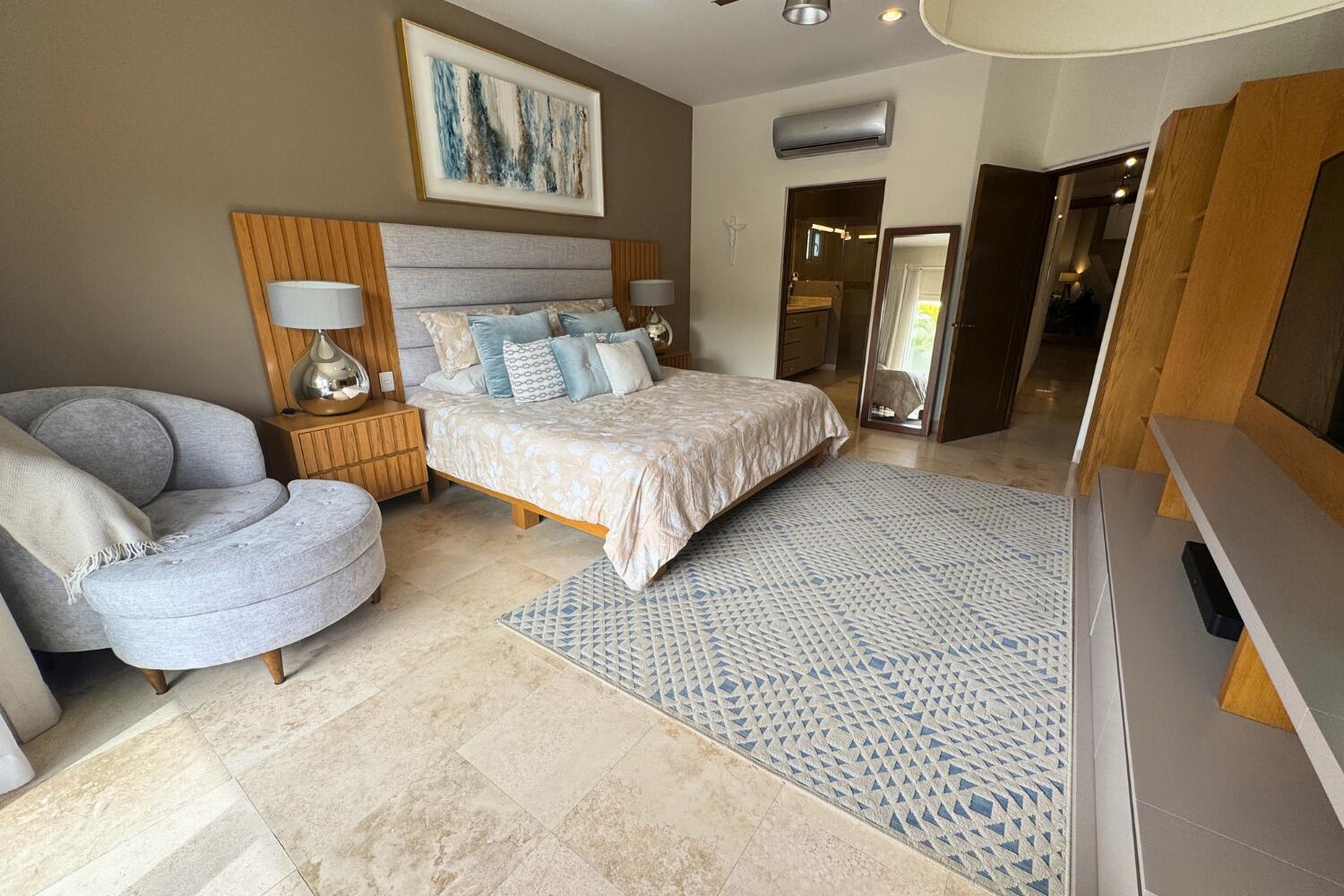 MLS #25-703 image #12