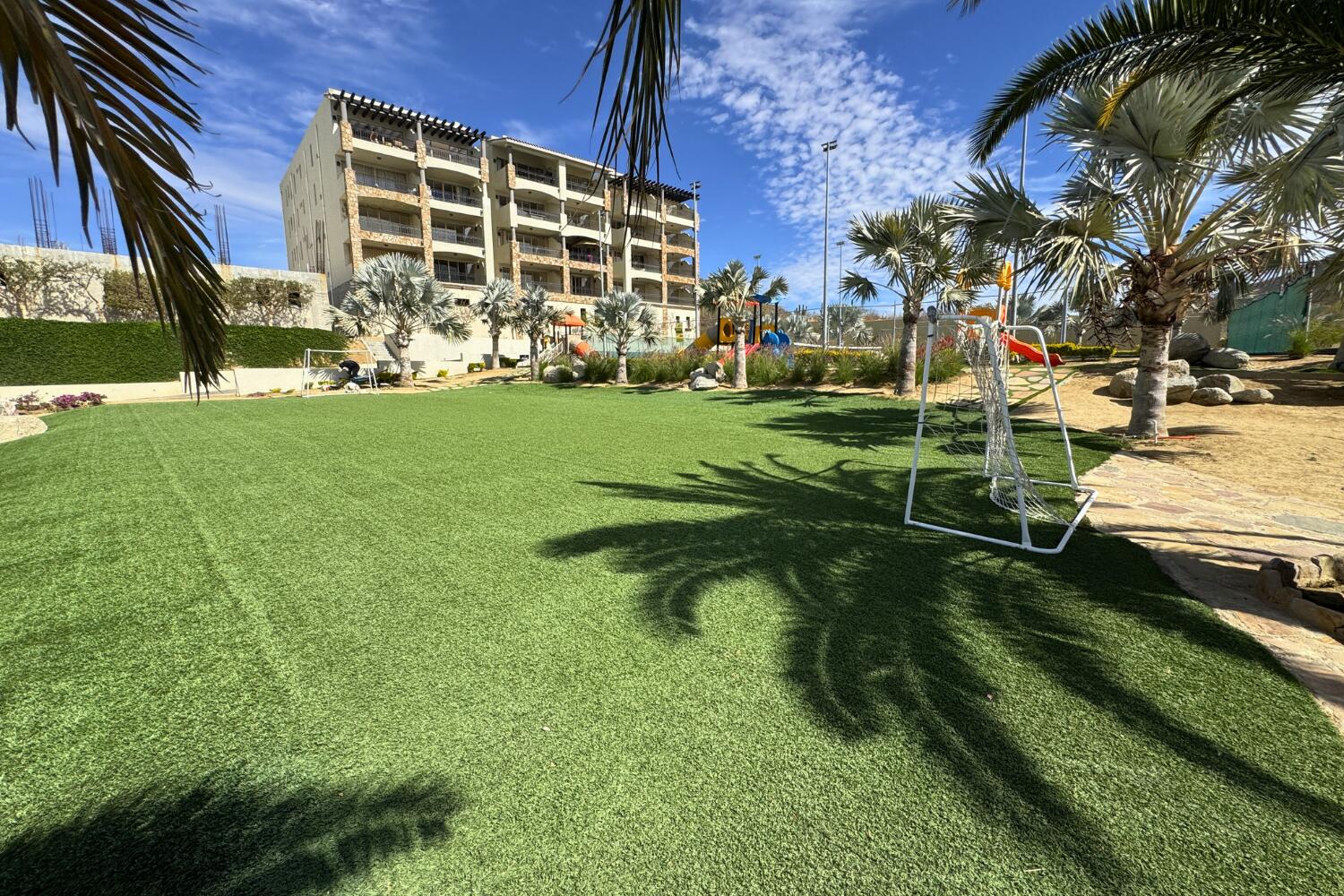 MLS #25-703 image #38