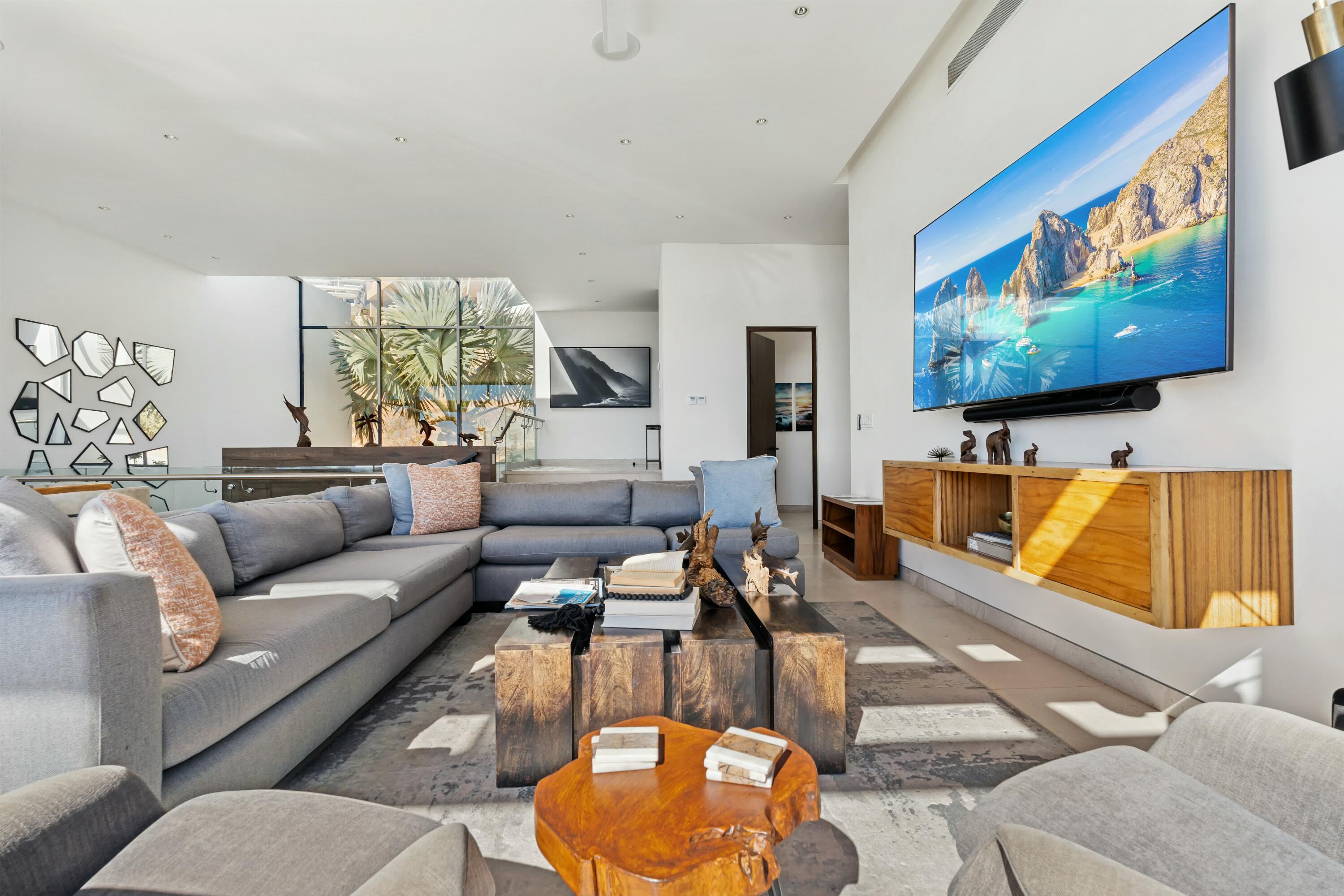 MLS #25-773 image #2