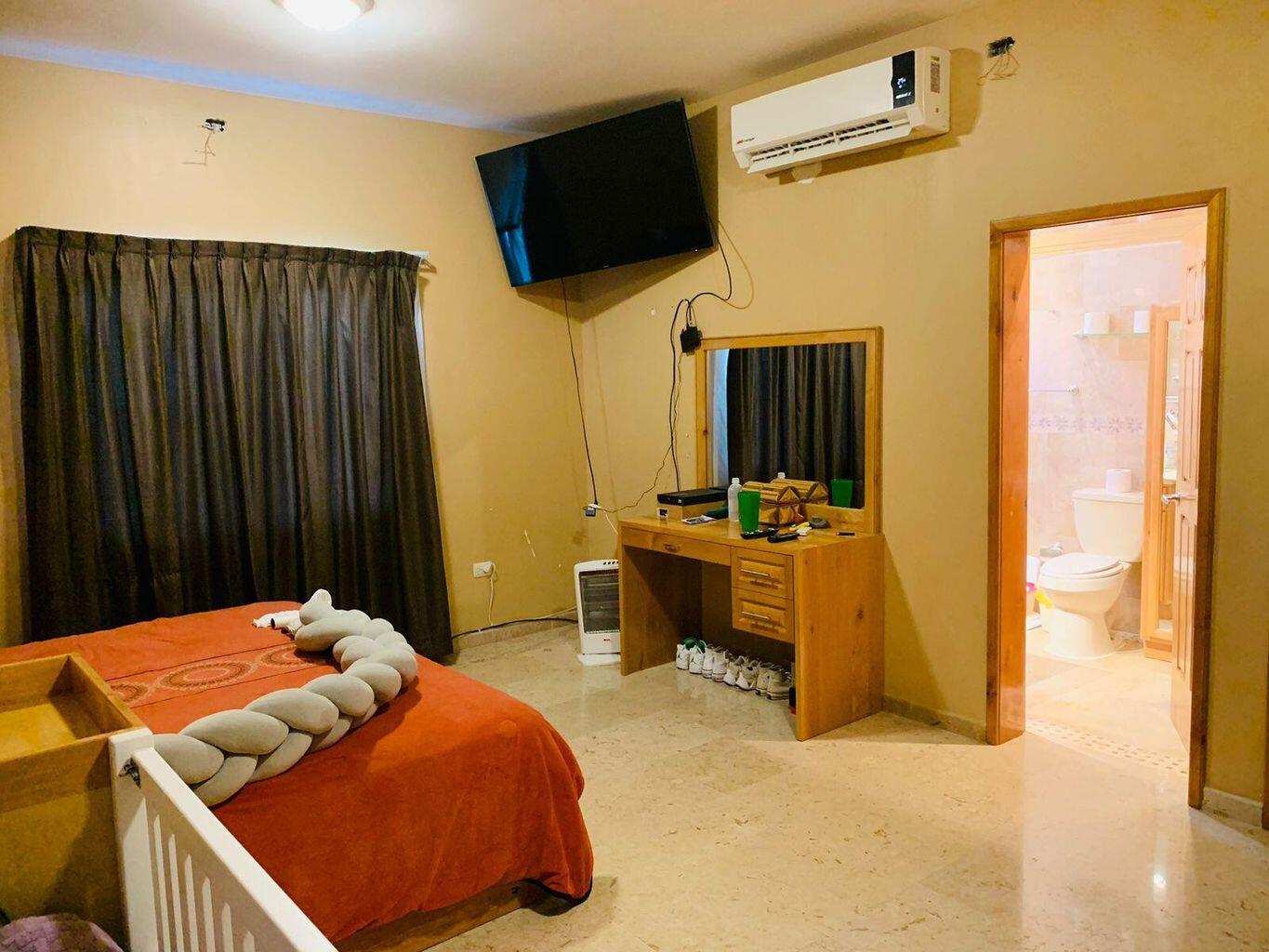 MLS #25-850 image #13