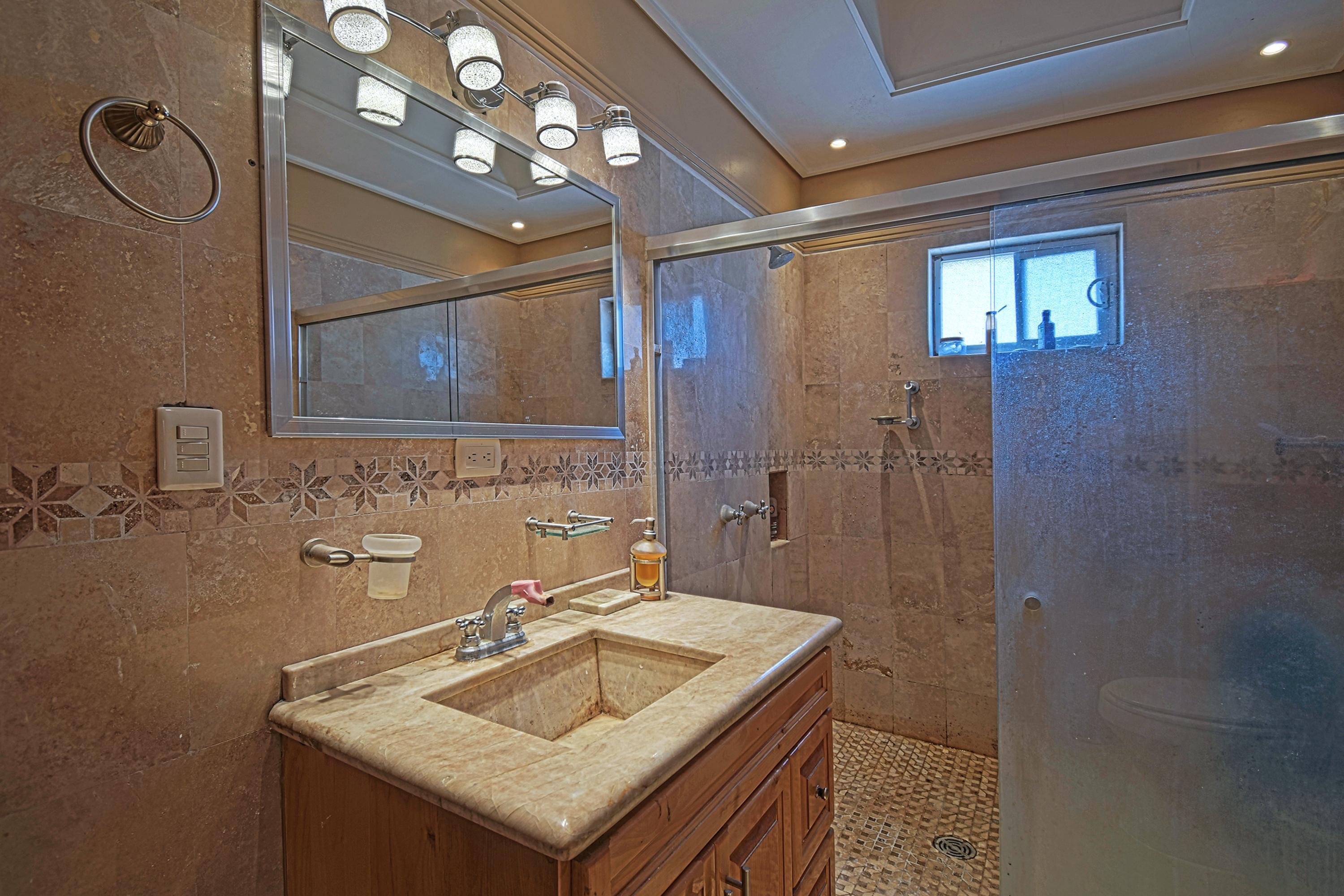 MLS #25-850 image #16