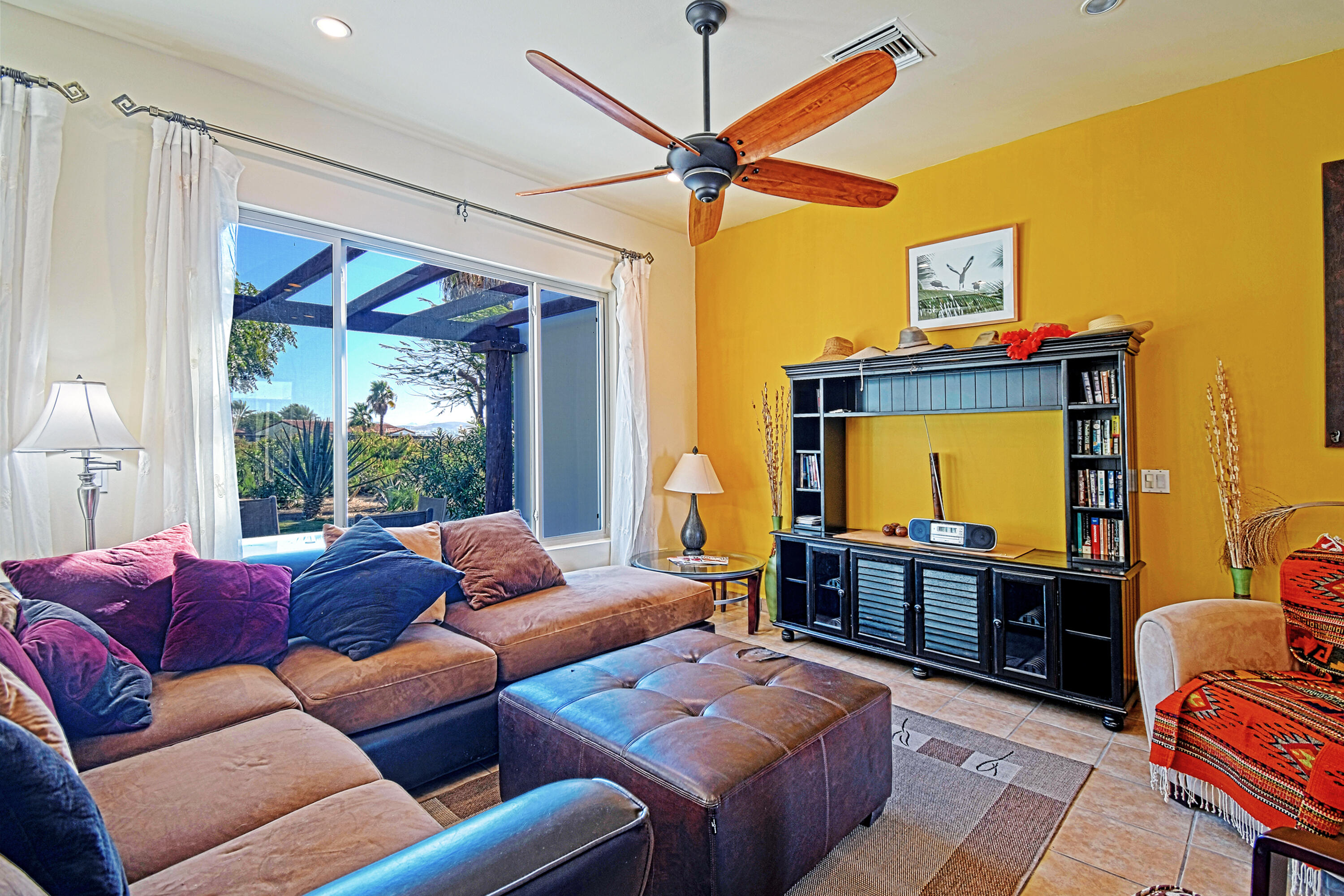 MLS #25-859 img 2