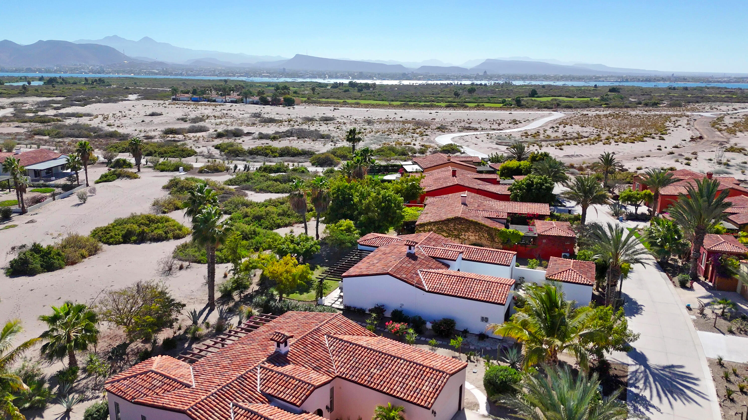 MLS #25-859 image #40