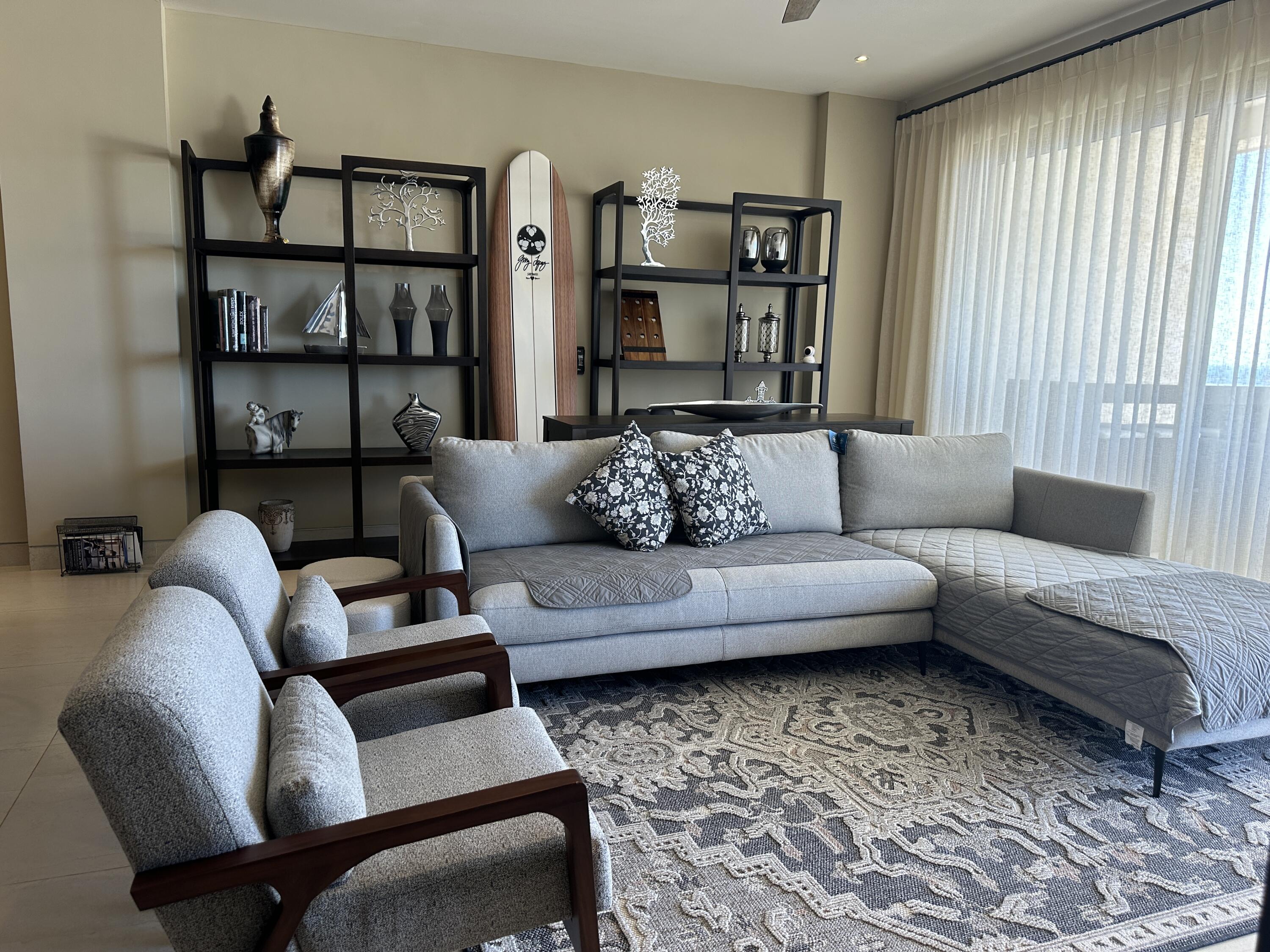 MLS #25-867 image #1