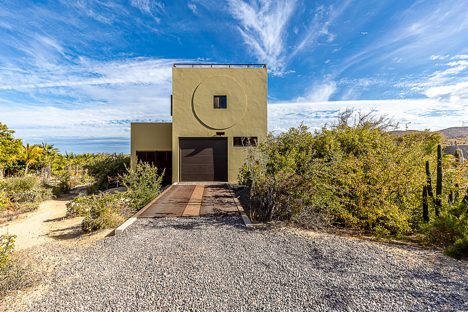 MLS #25-876 image #1