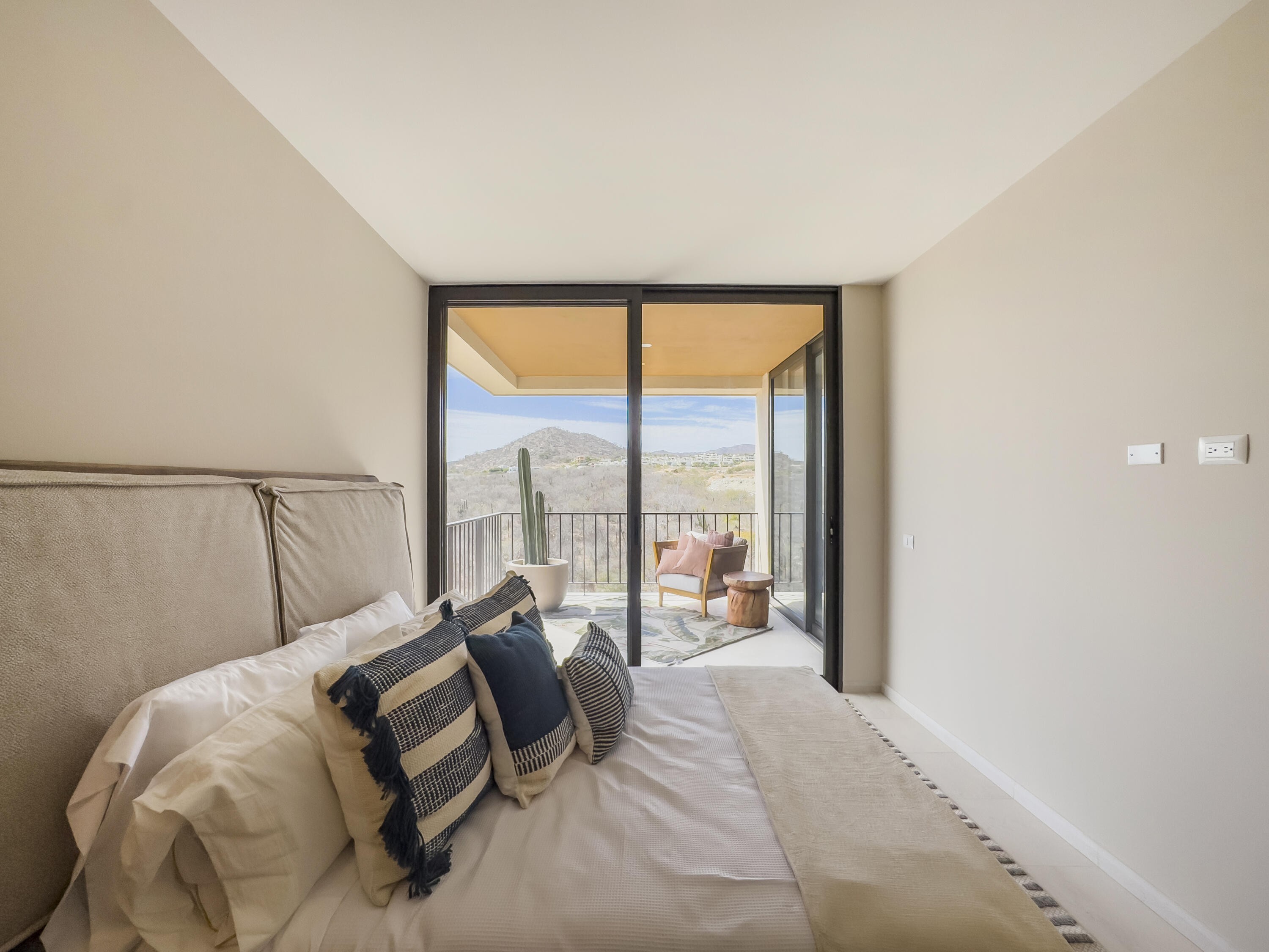 MLS #25-884 image #18