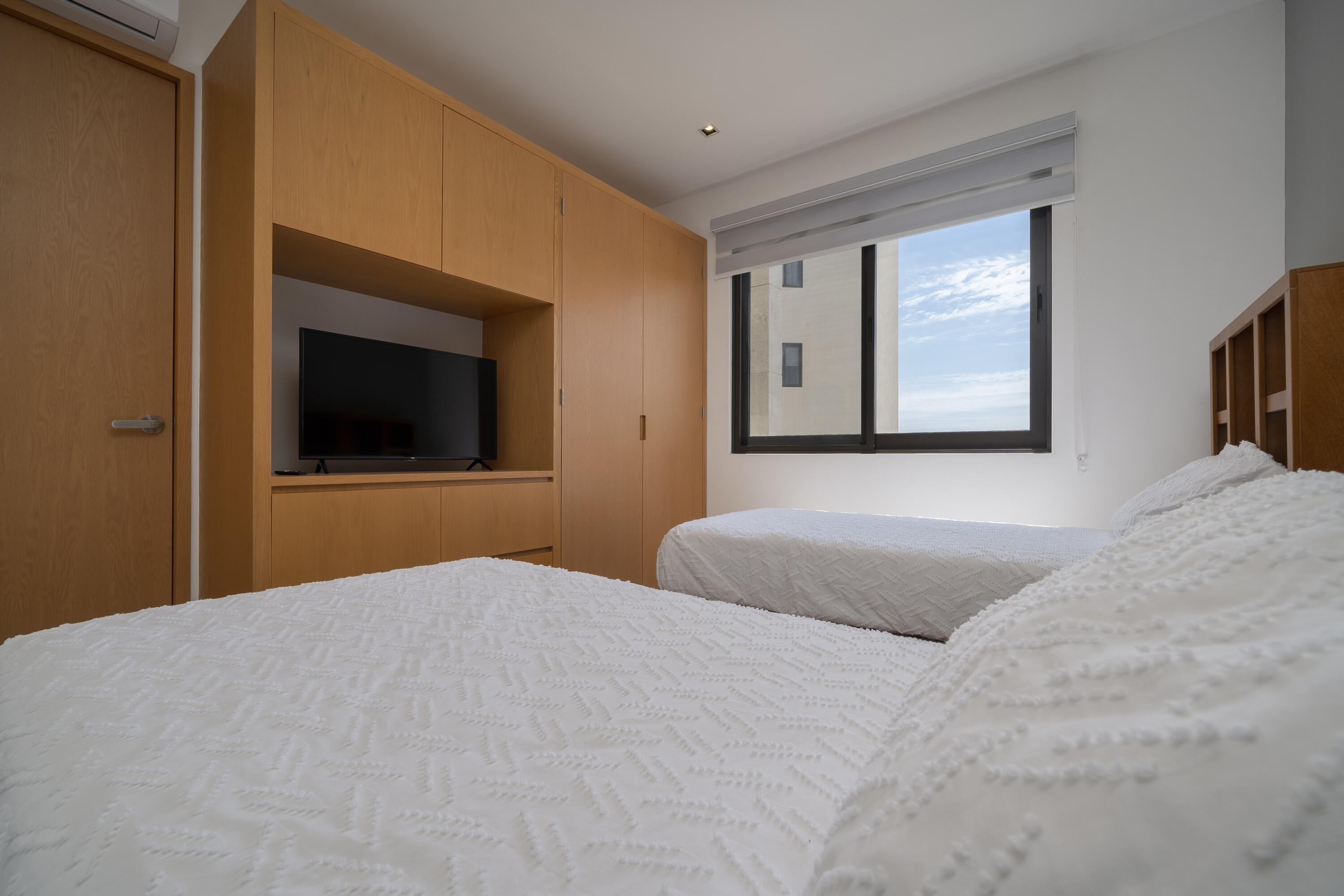 MLS #25-92 image #17