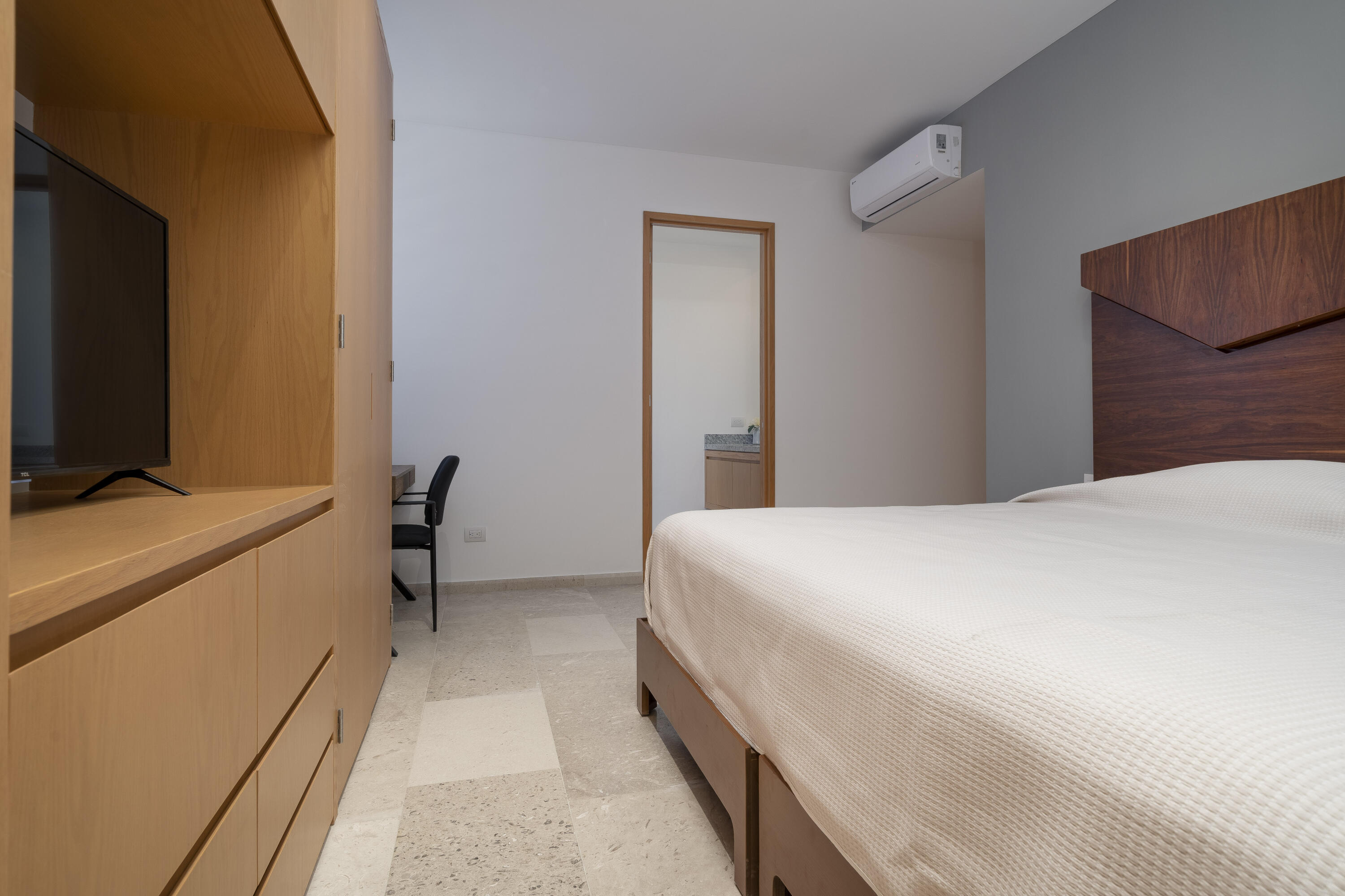 MLS #25-92 image #19