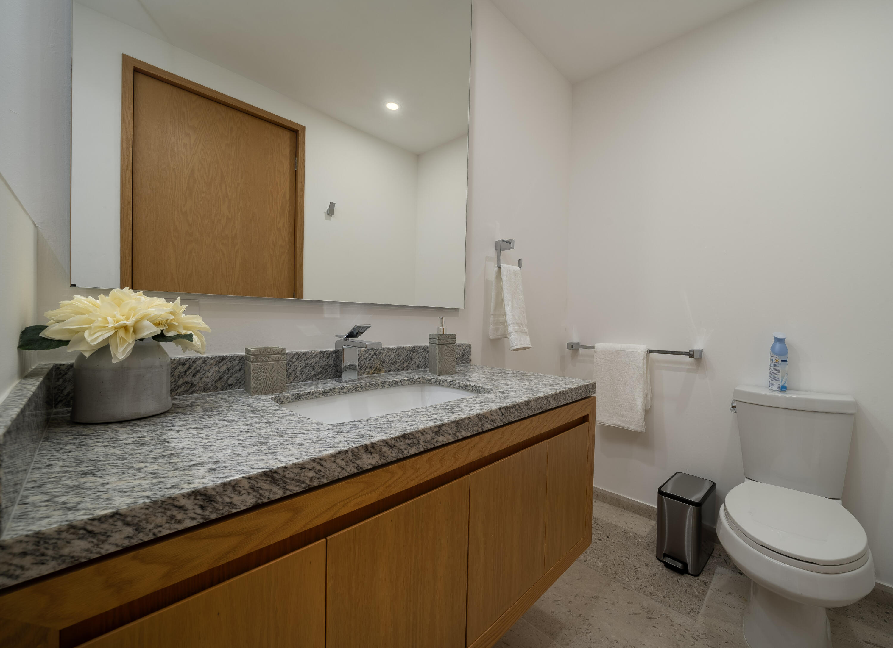 MLS #25-92 image #22