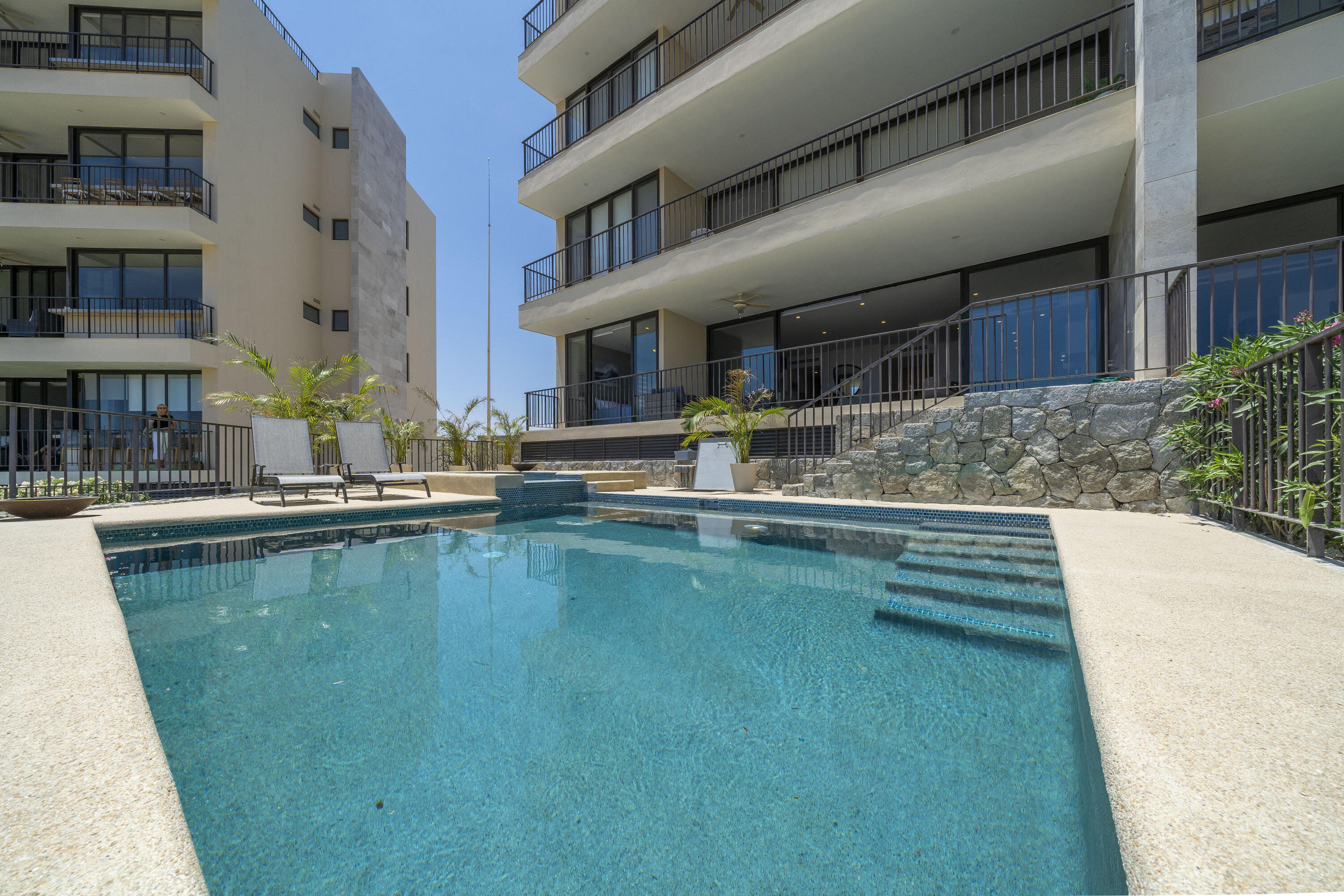 MLS #25-92 image #25