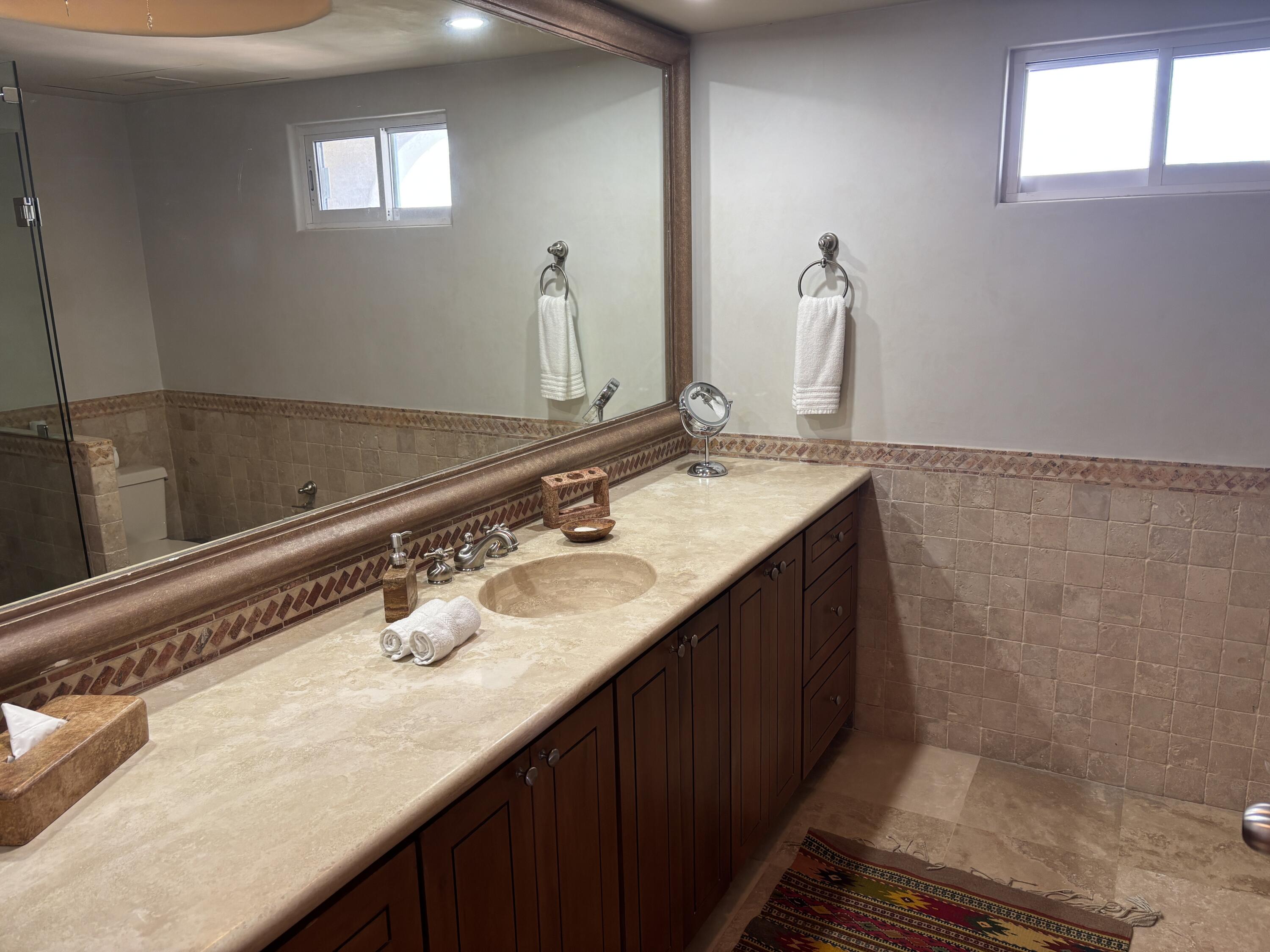 MLS #25-944 image #20