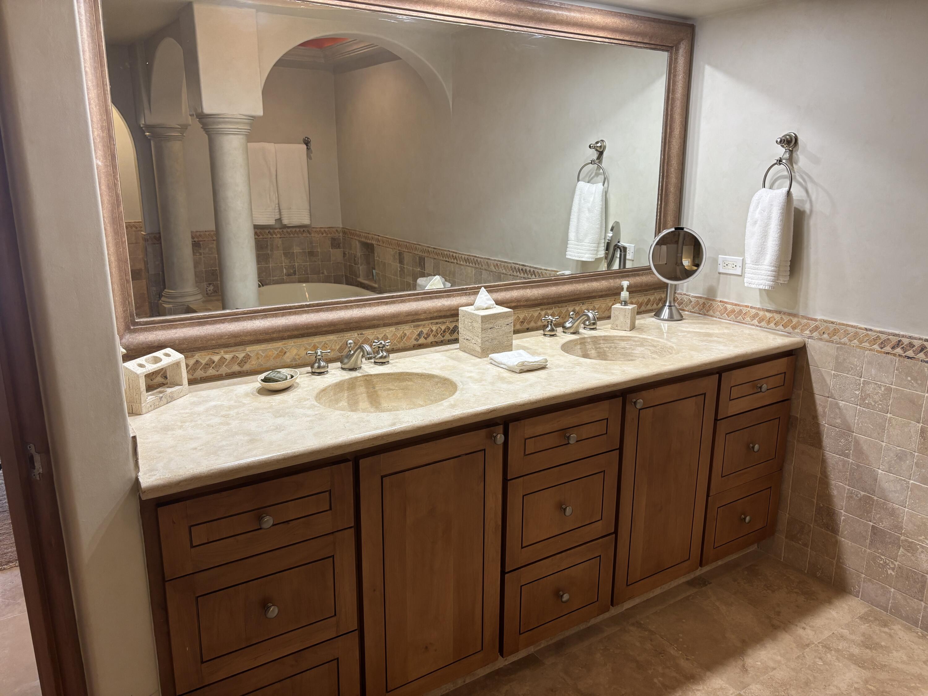 MLS #25-944 image #28