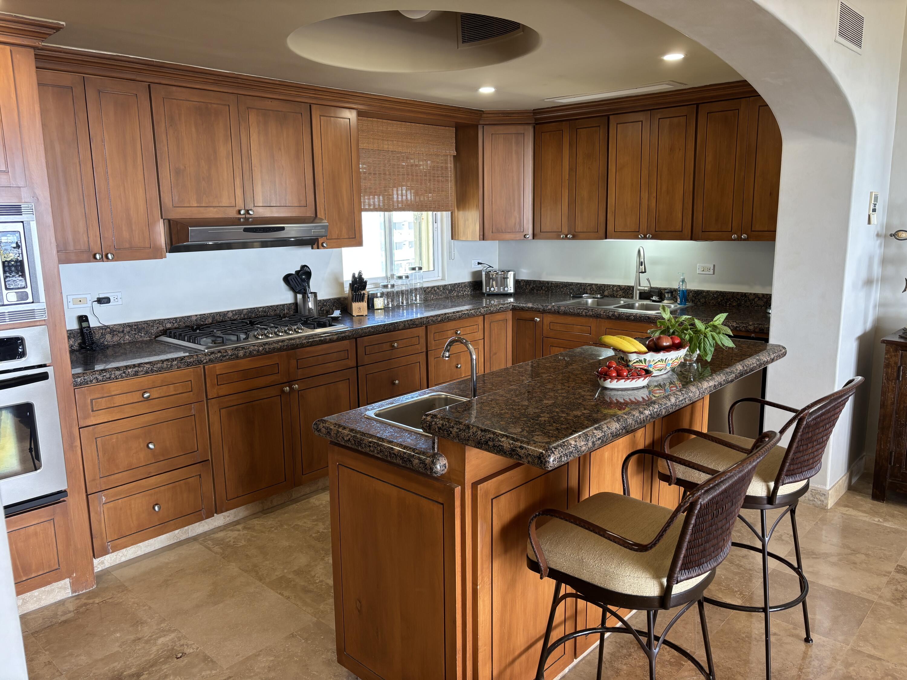 MLS #25-944 image #4