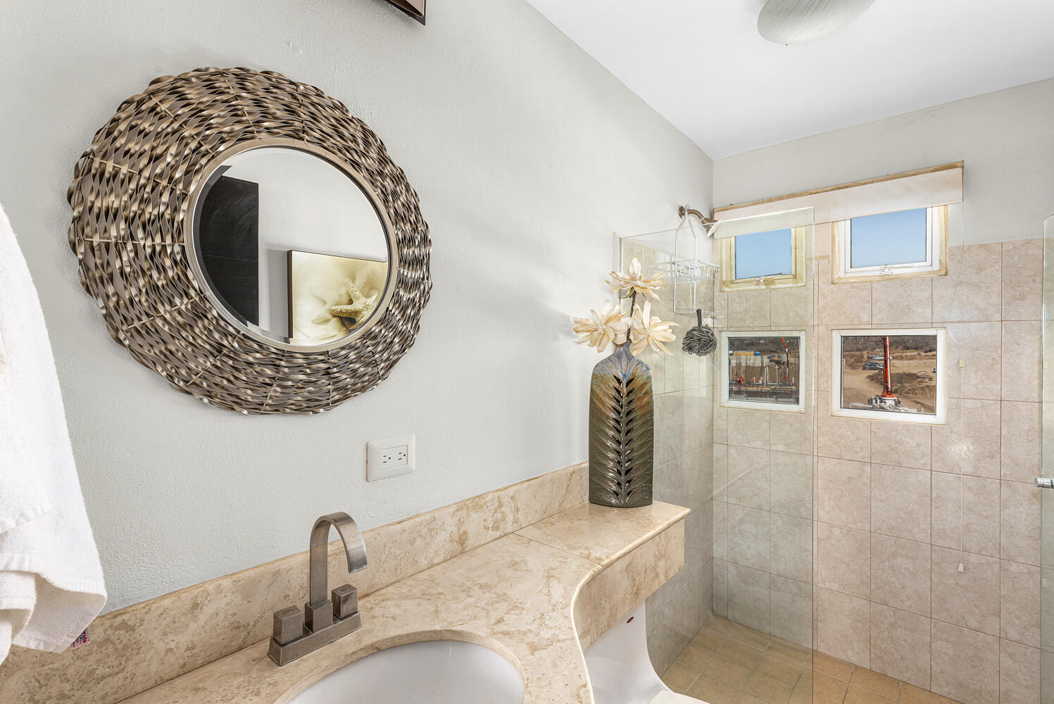 Luna del Tezal 301 Cabo Corridor BCS MLS #25-946 41 MLS #25-946 image #4