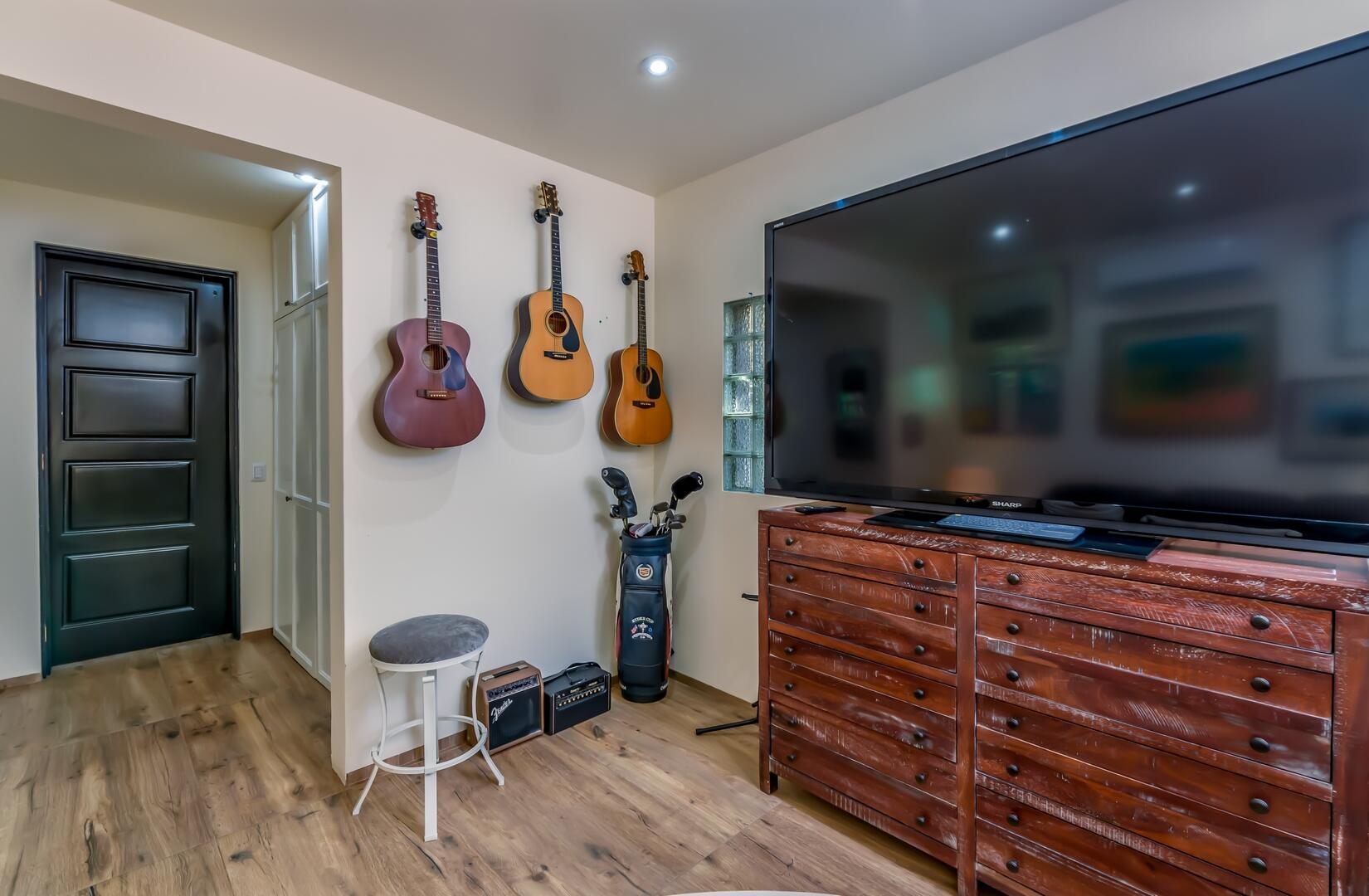 MLS #25-948 image #51