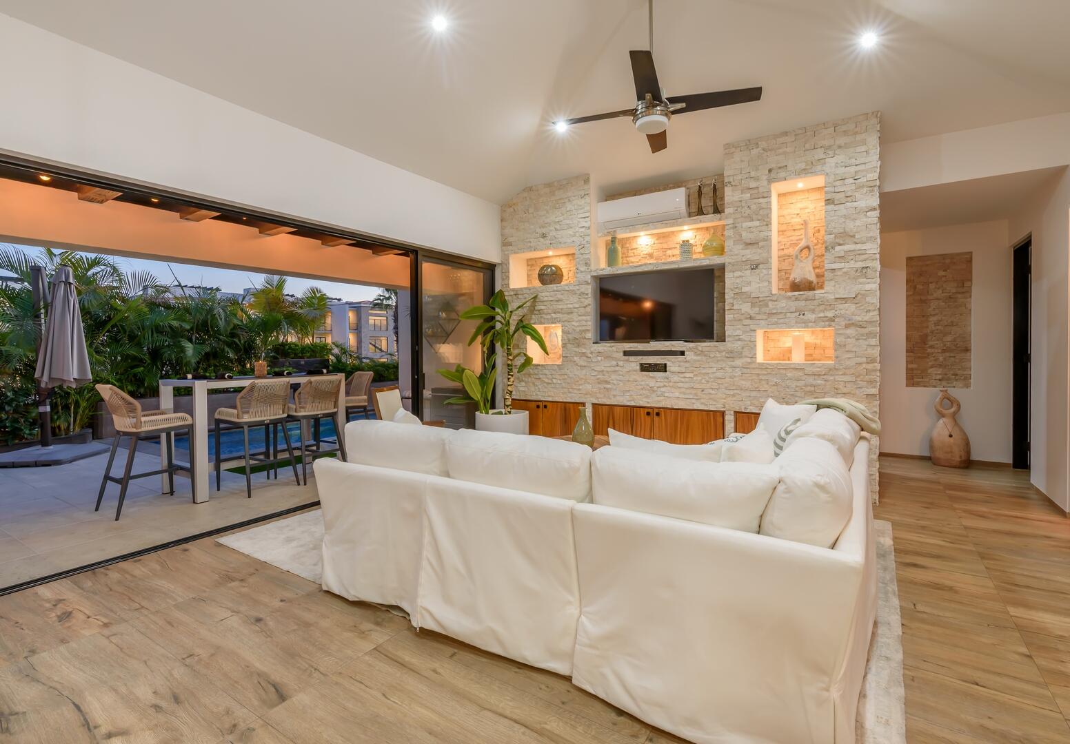 MLS #25-948 image #83