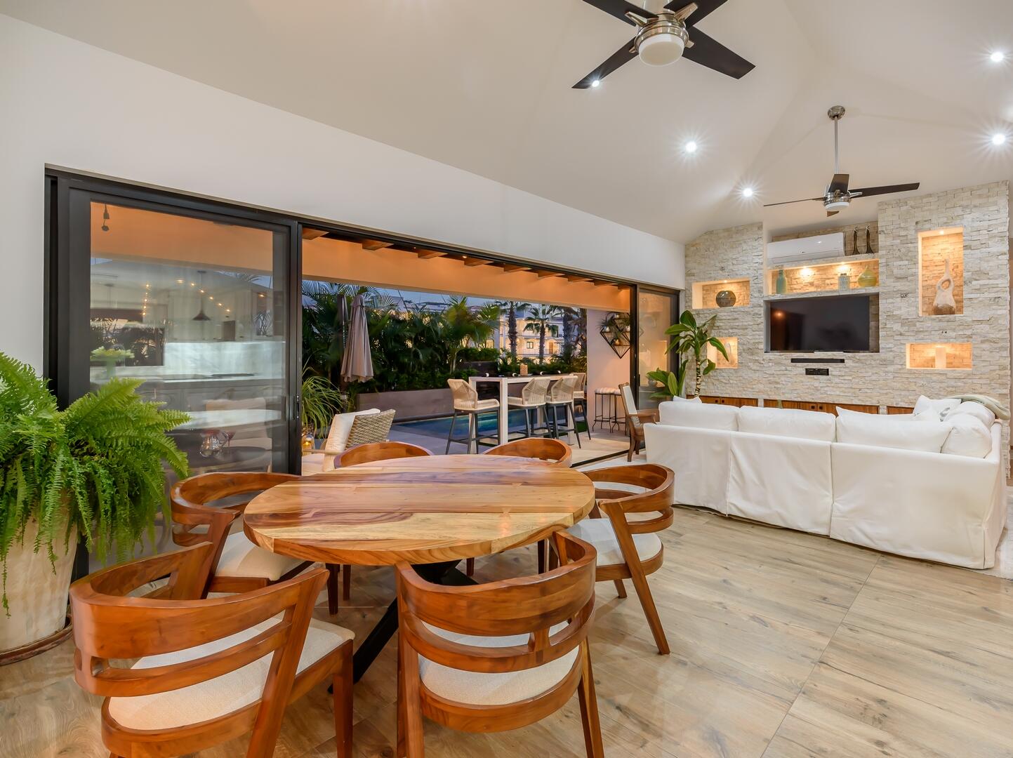 MLS #25-948 image #94