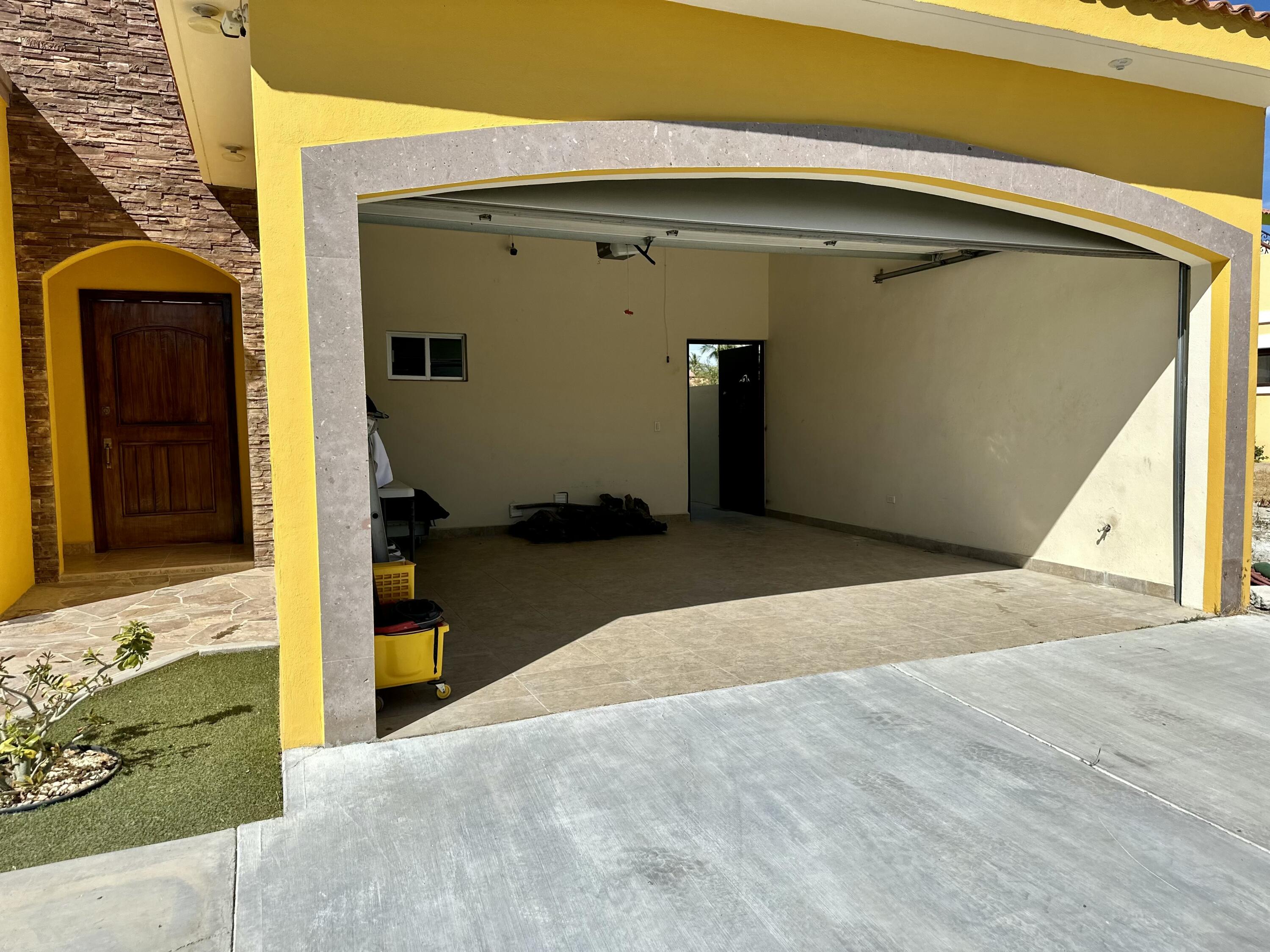 MLS #25-961 image #2