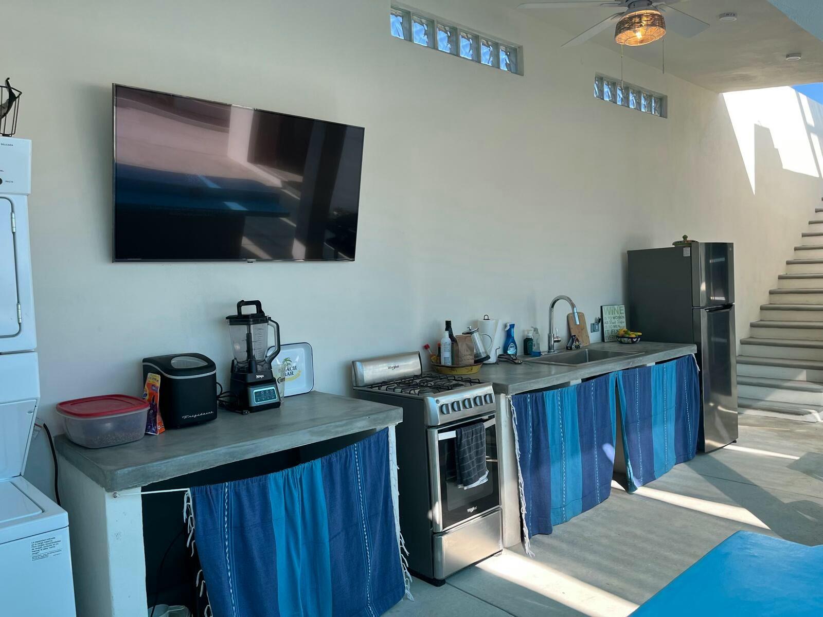 MLS #25-986 image #1