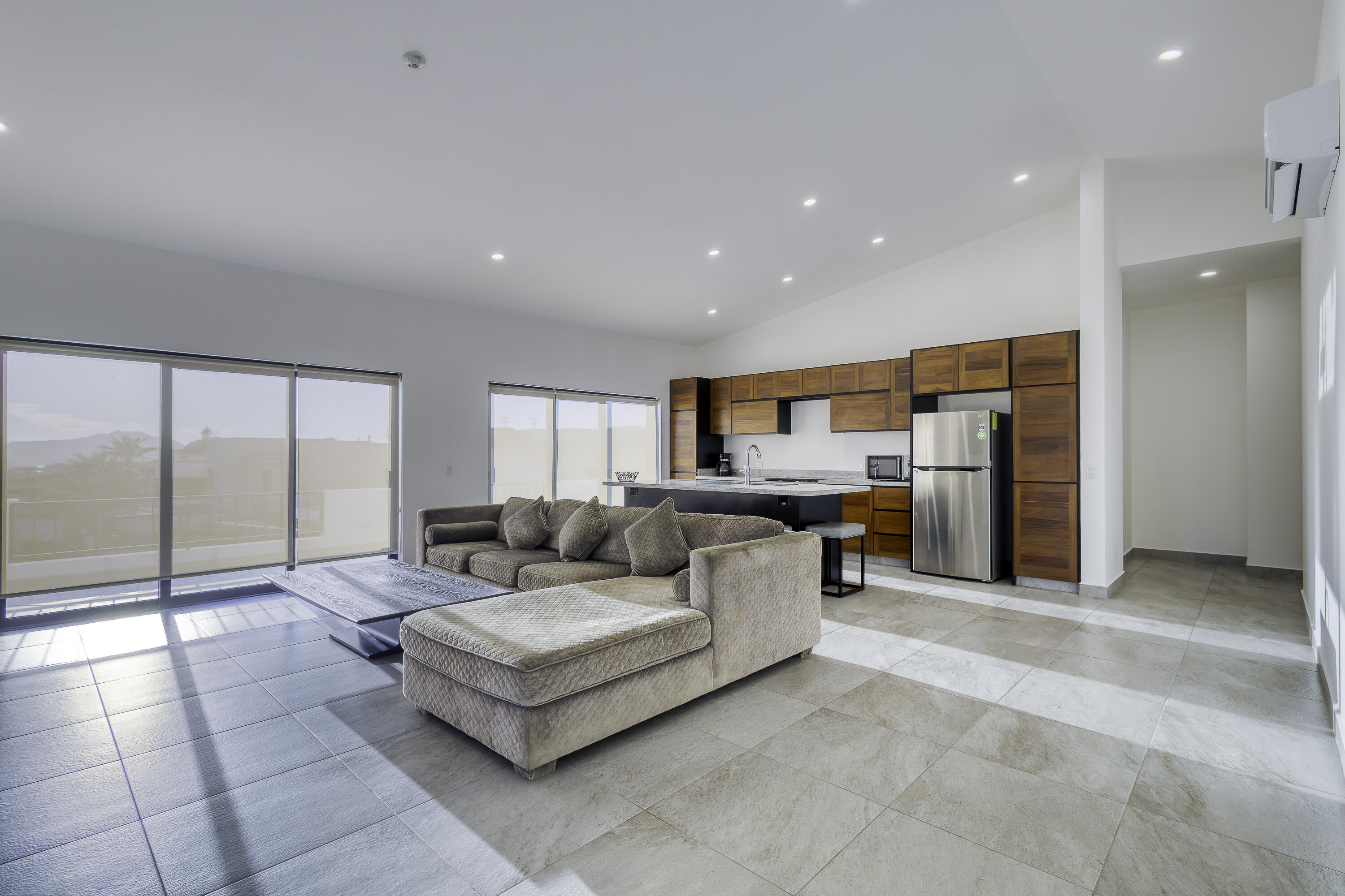 MLS #25-990 image #15