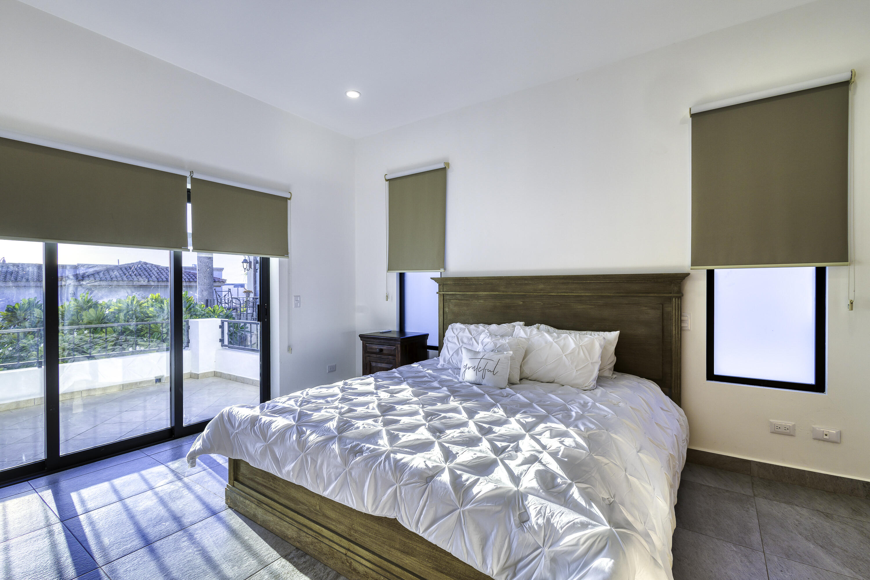 MLS #25-990 image #21