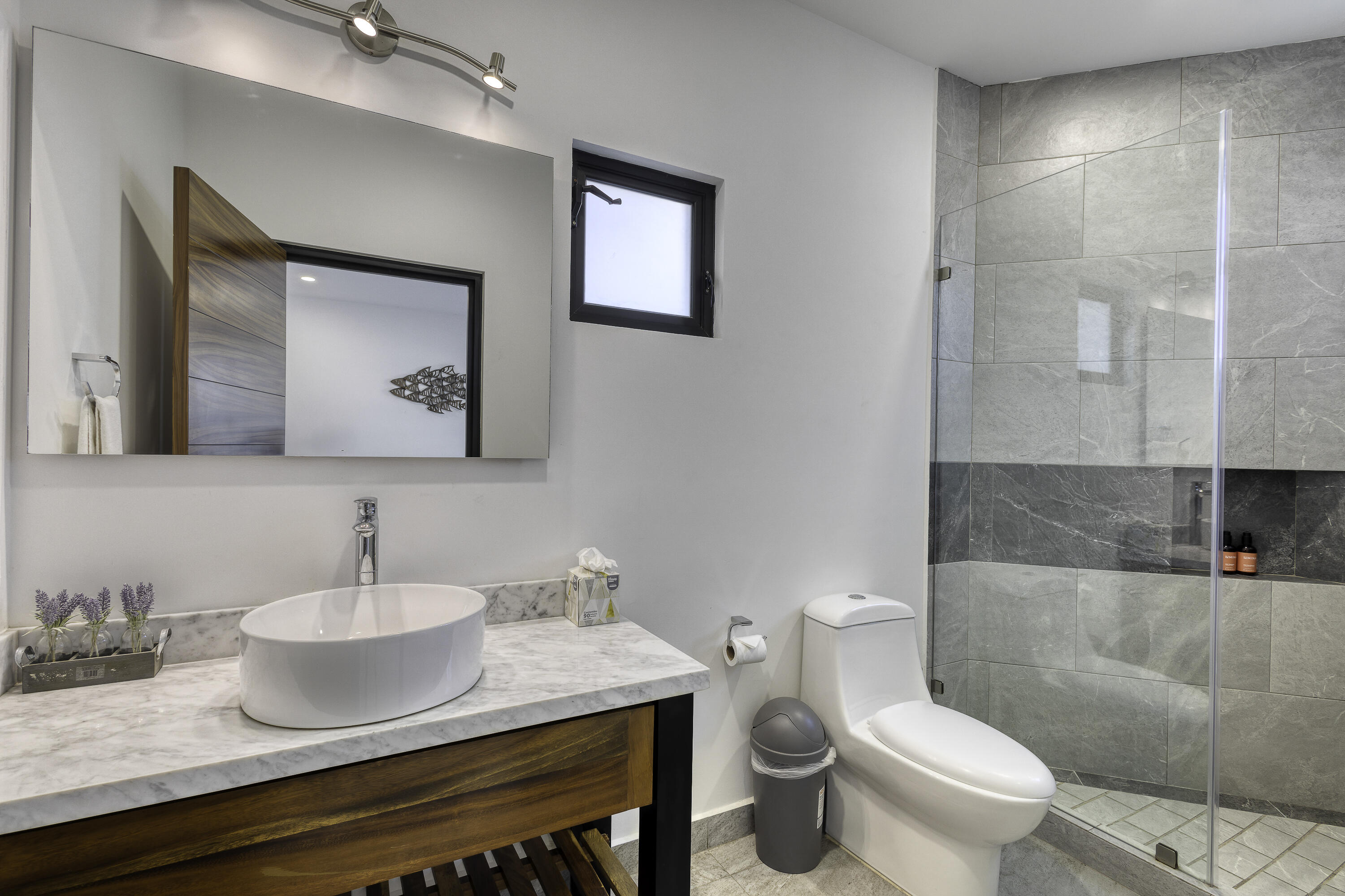 MLS #25-990 image #23