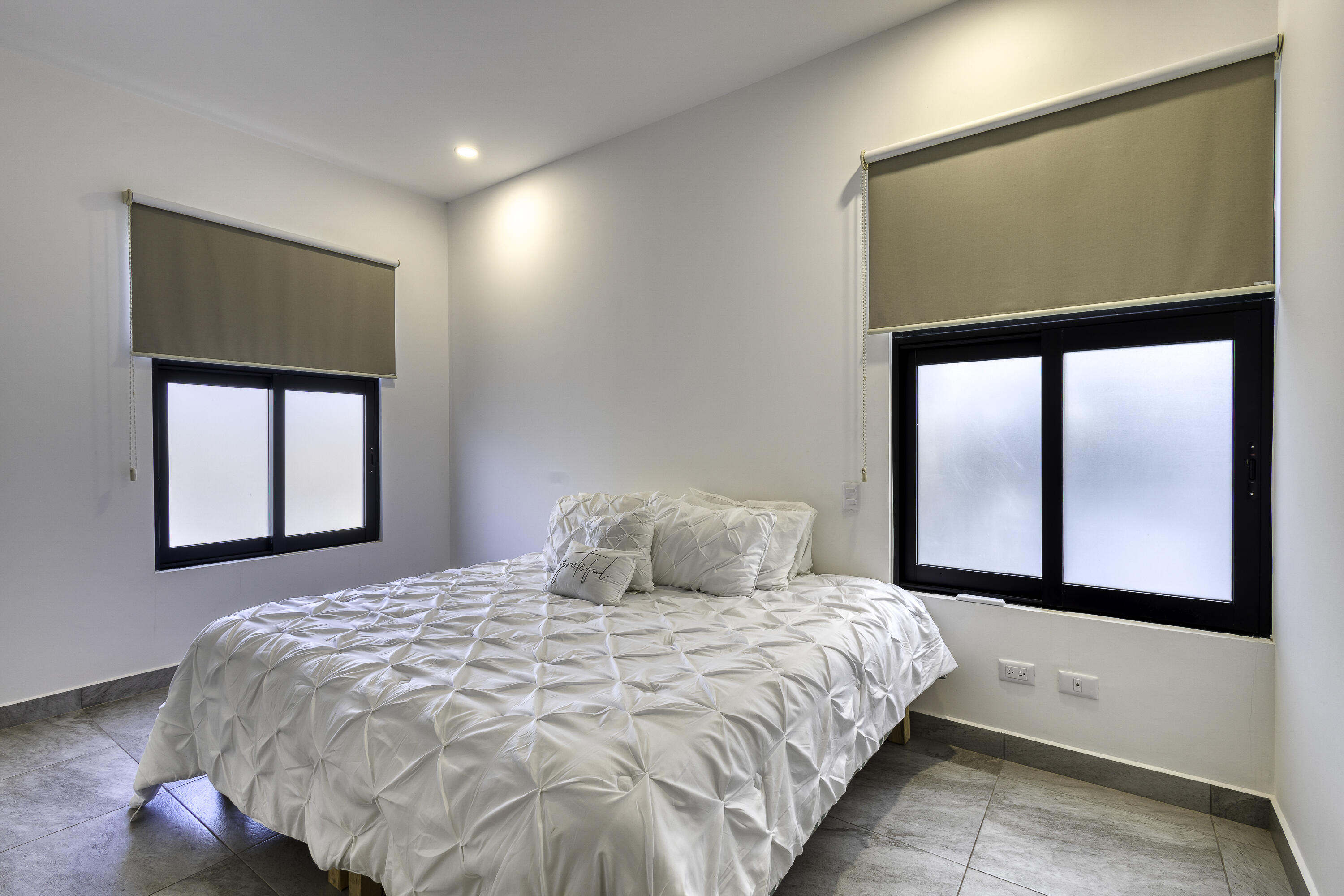 MLS #25-990 image #24