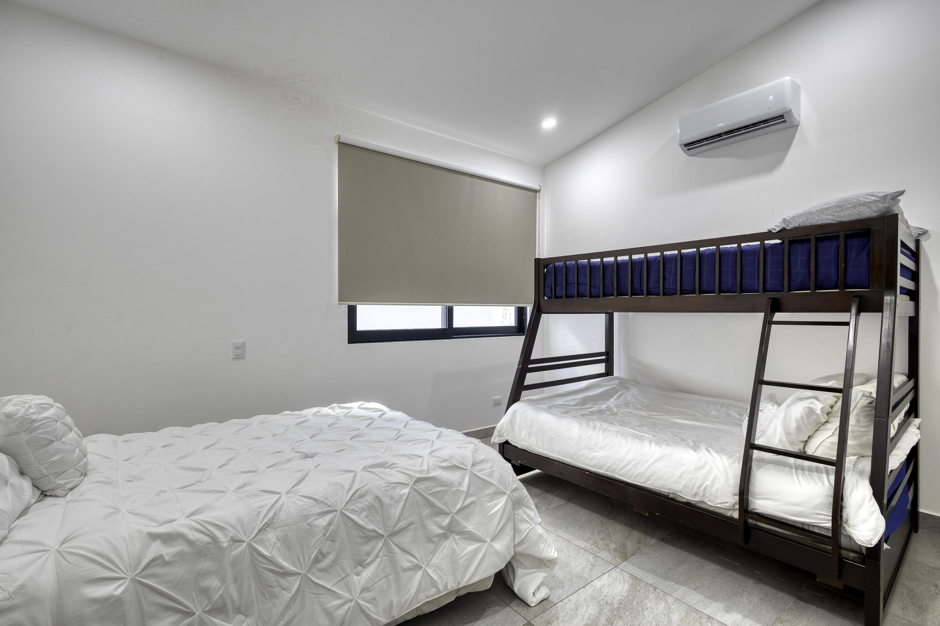 MLS #25-990 image #26