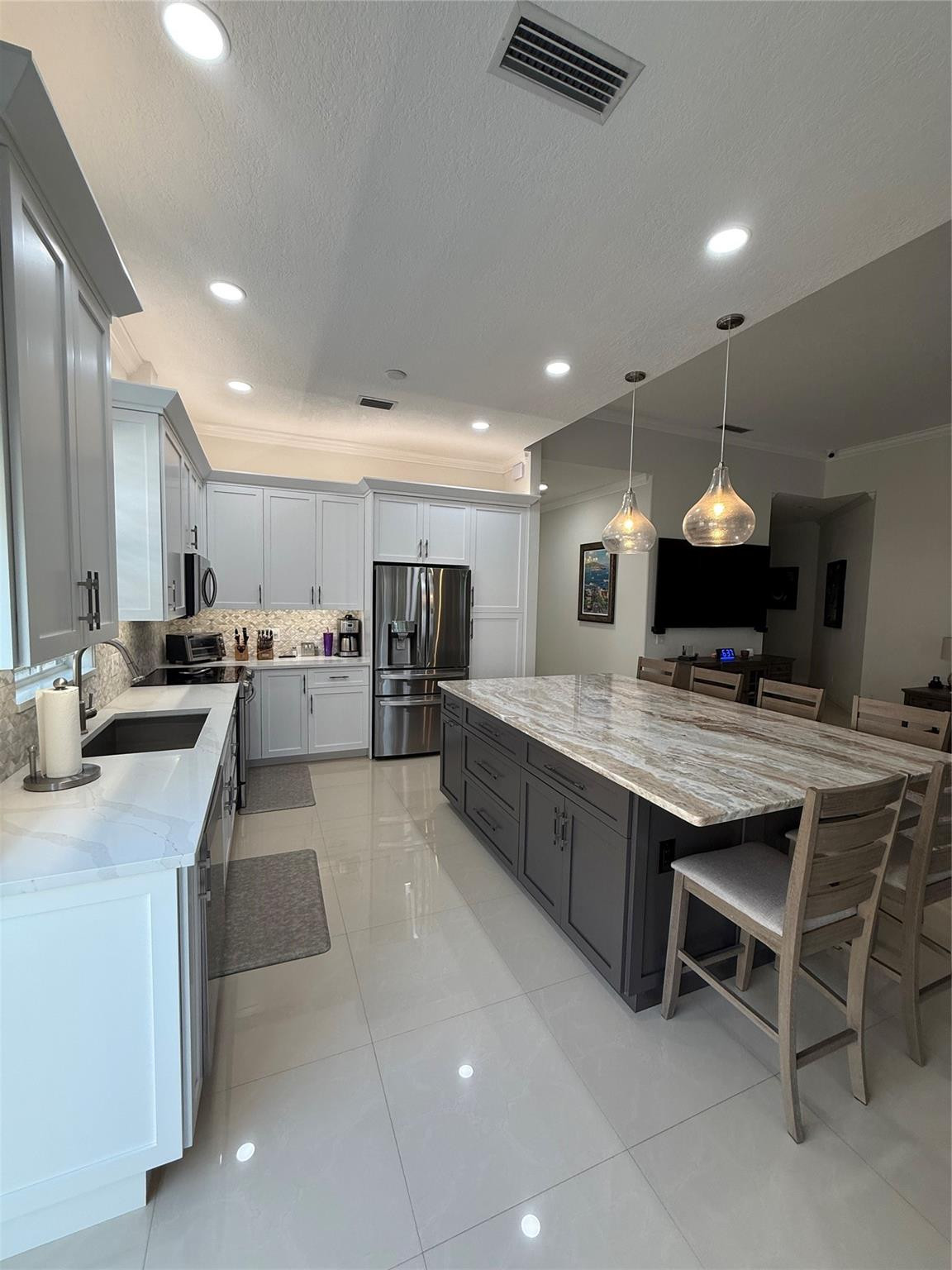 MLS #F10534350 image #10