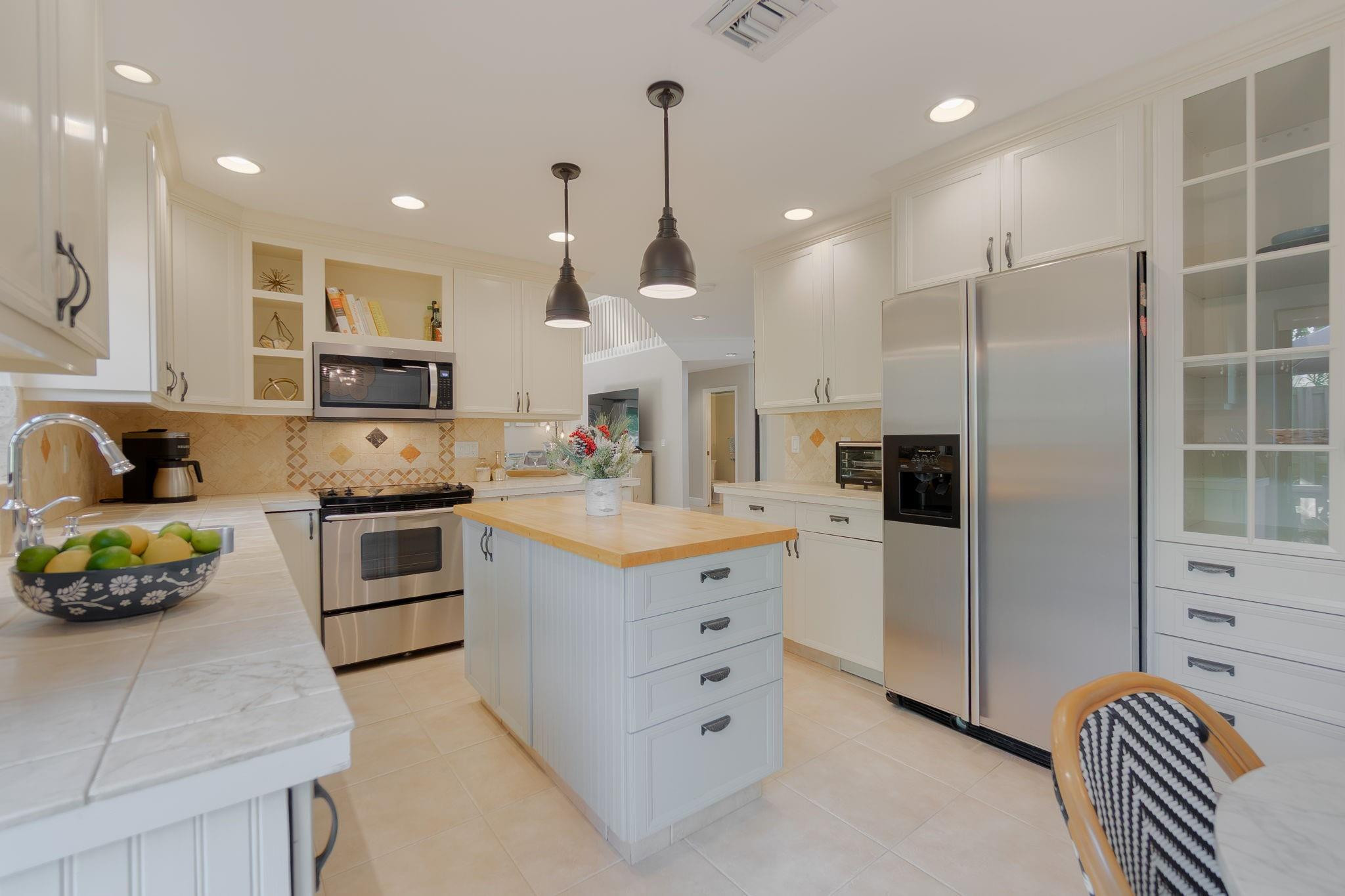 MLS #F10539915 image #10